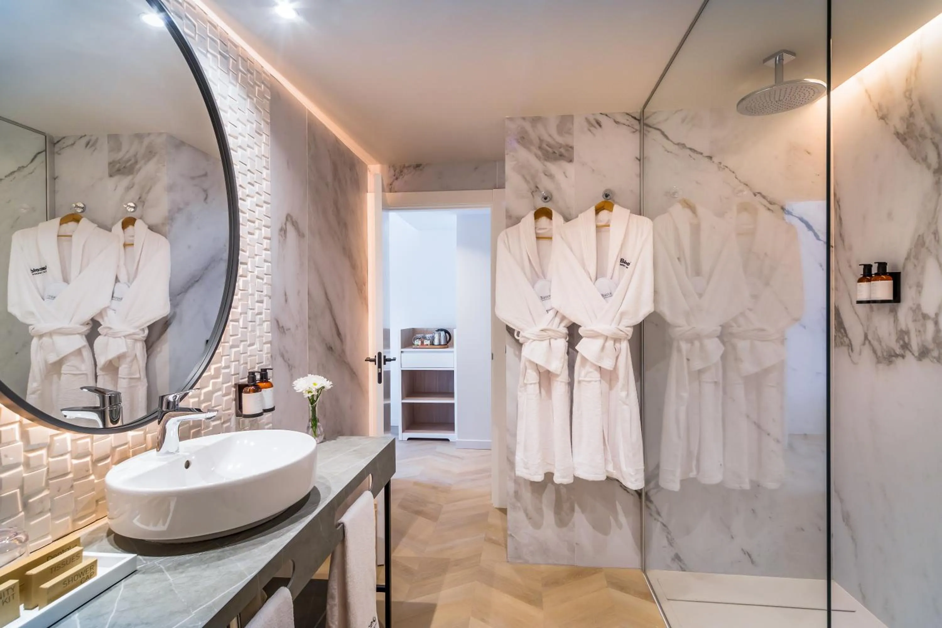 Shower in Barceló Carmen Granada