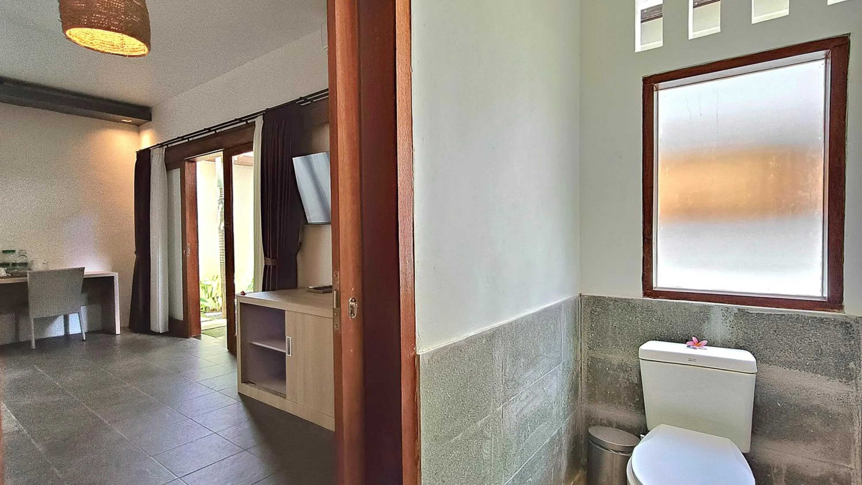 Toilet in Kies Villas Lombok