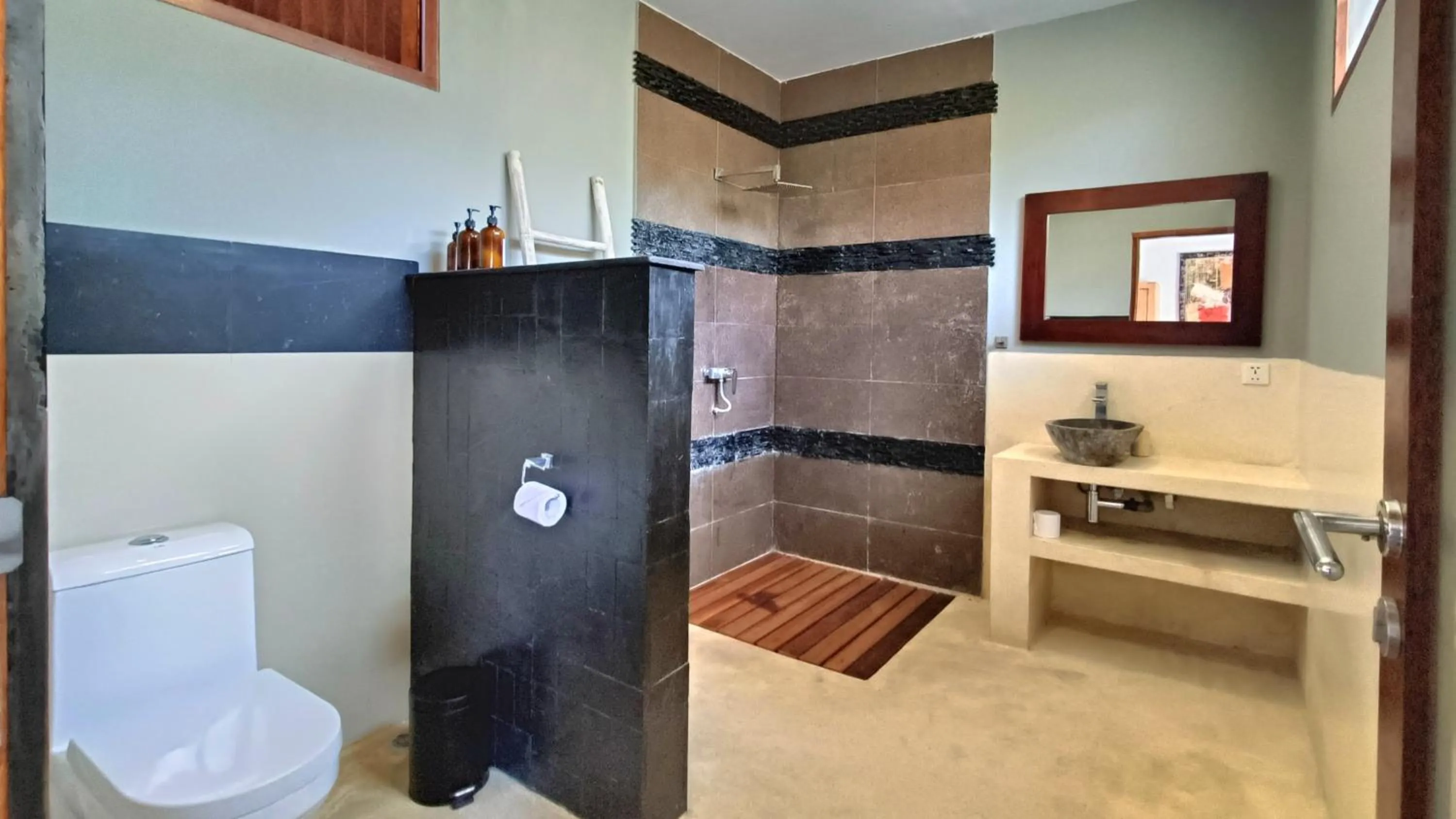 Bathroom in Kies Villas Lombok