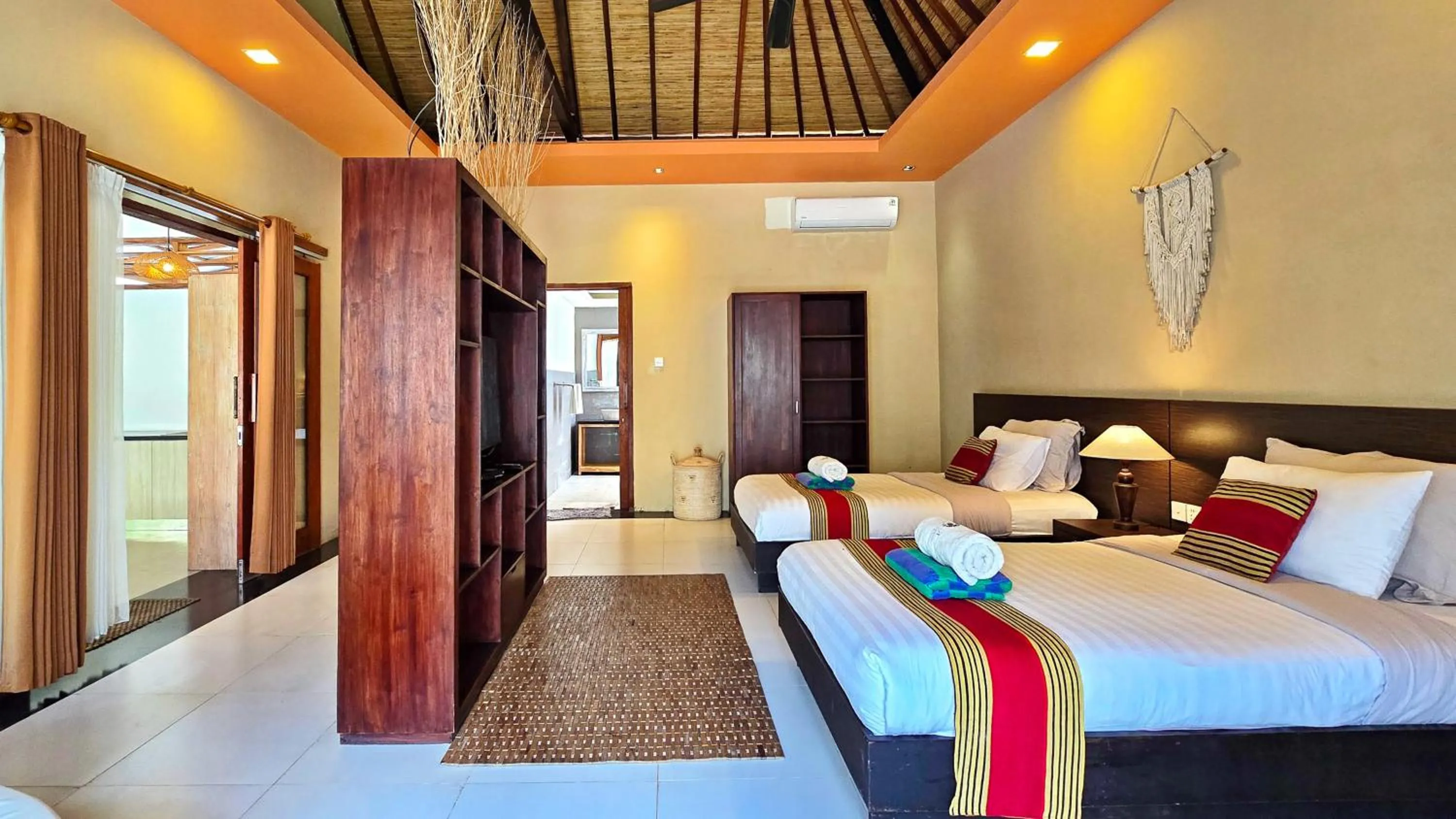 Bedroom, Bed in Kies Villas Lombok