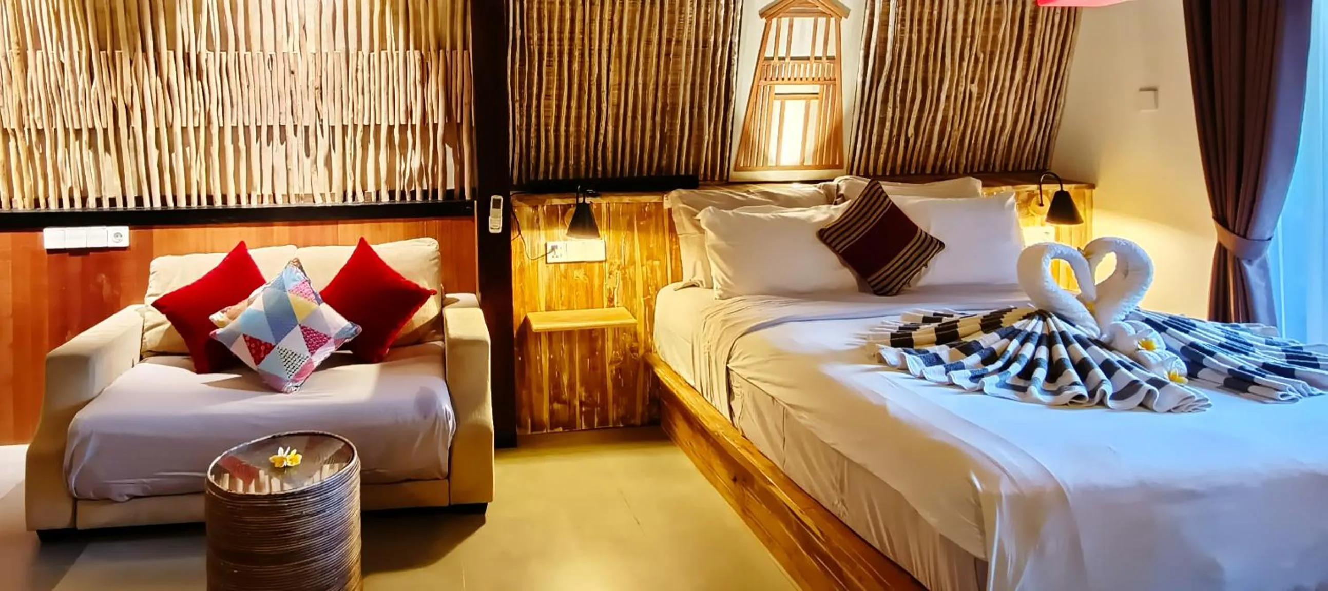 Bed in Kies Villas Lombok