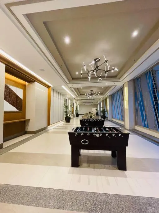Stylish 1 bedroom condo with pool view and Fast WIFI