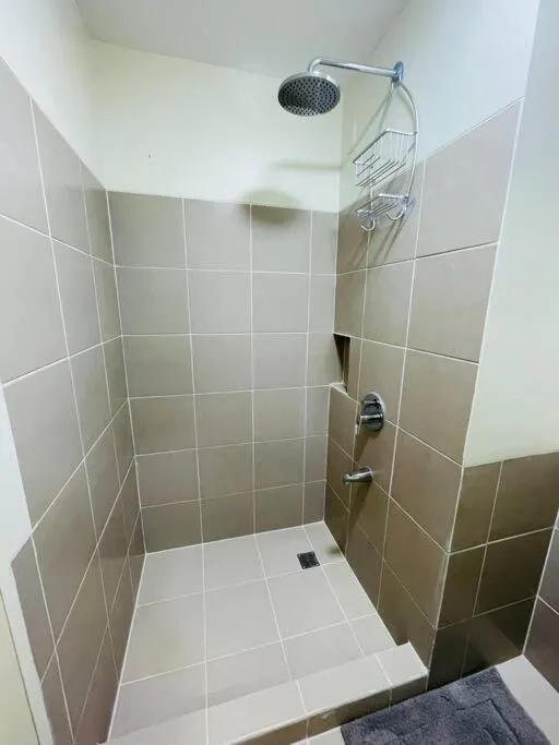 Stylish 1 bedroom condo with pool view and Fast WIFI