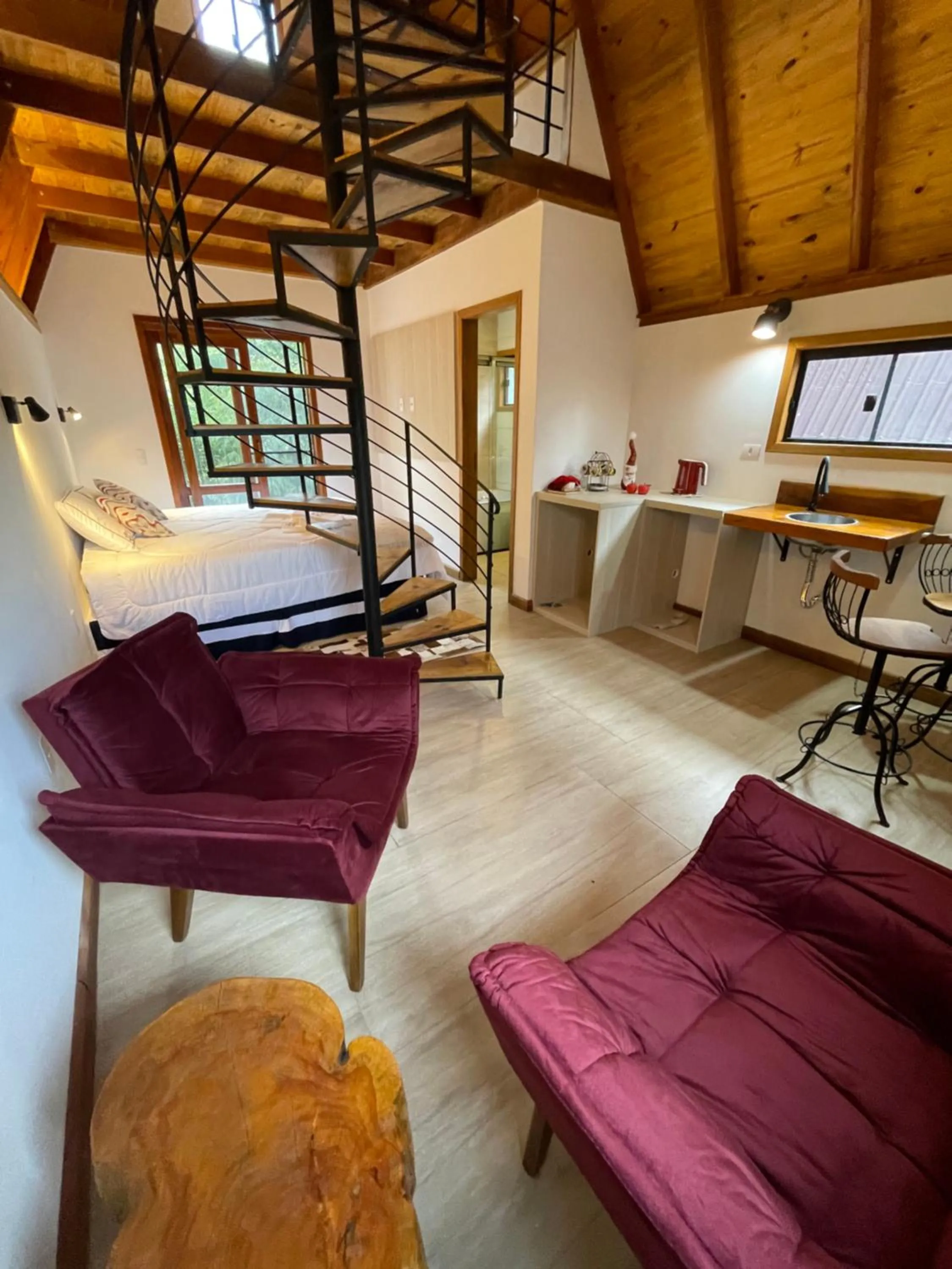 VILLA ITÁLIA CHALÉ