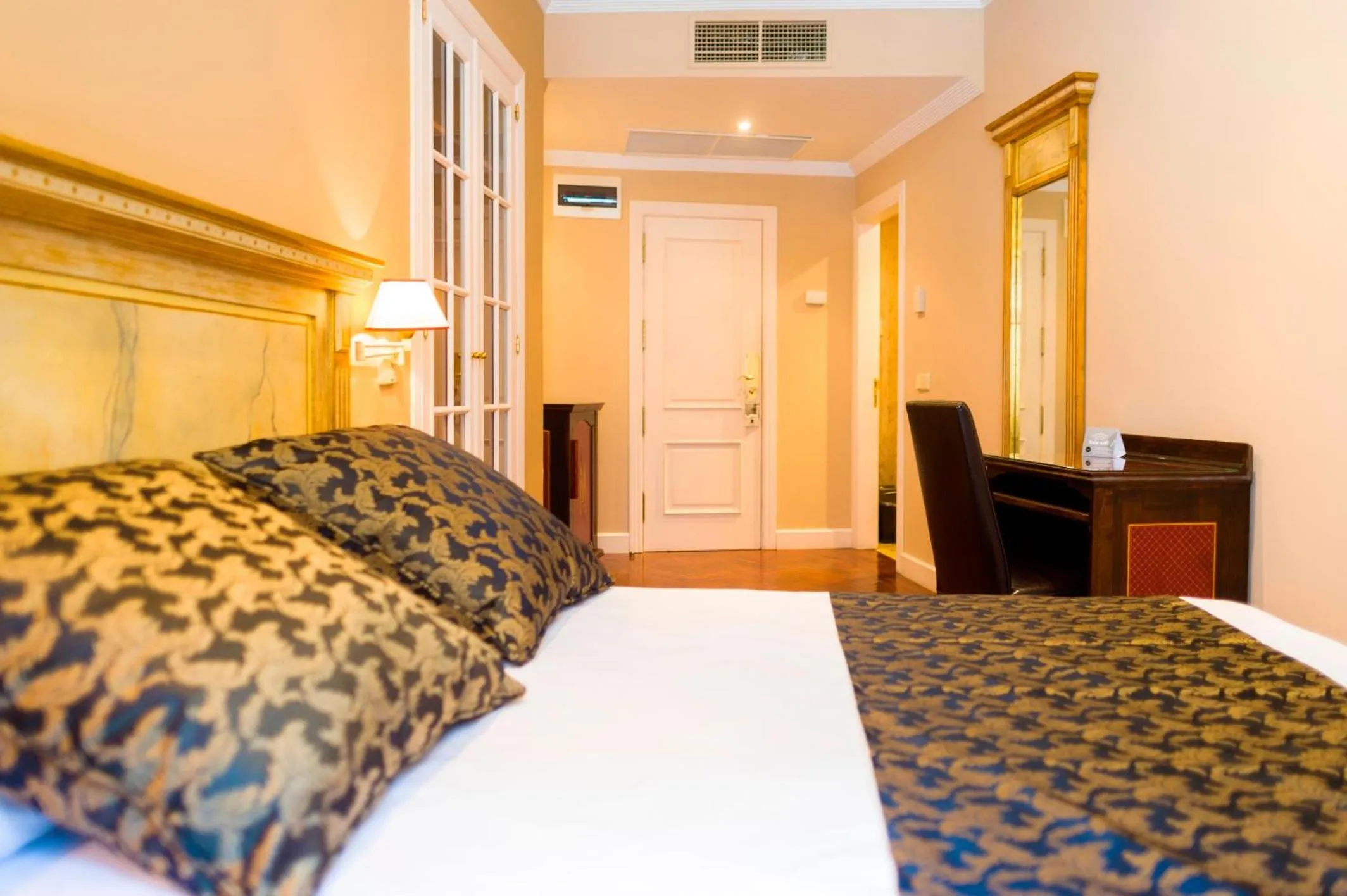 Bedroom, Bed in Soho Boutique Salamanca