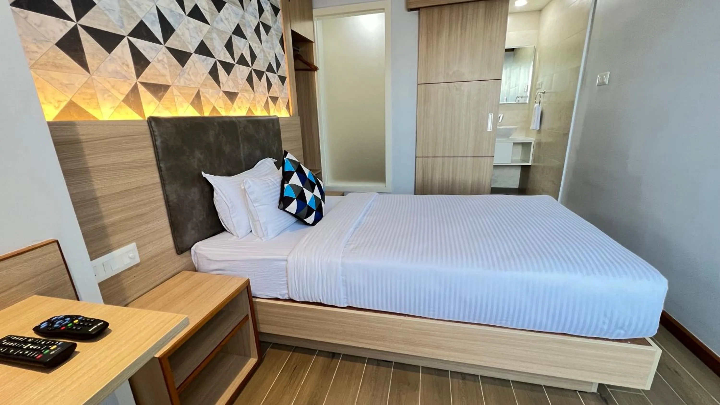 Bedroom, Bed in Aurora Boutique Hotel Imphal