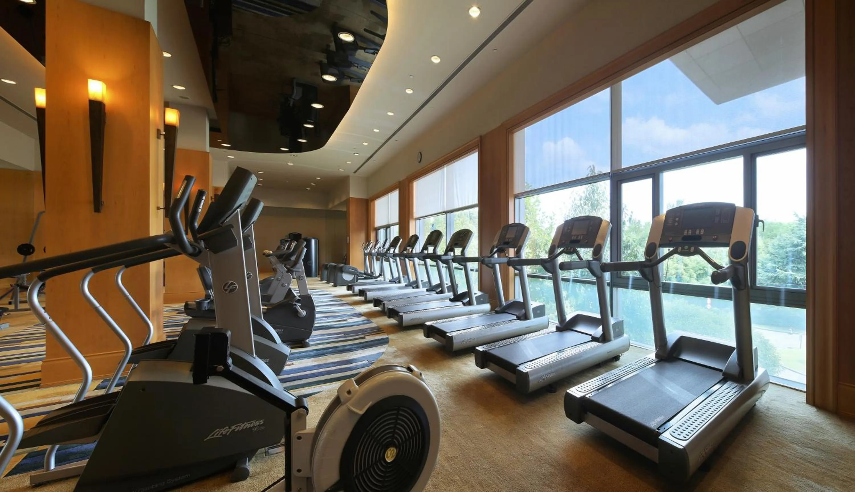 Fitness centre/facilities in Shanghai Dongjiao State Guest Hotel