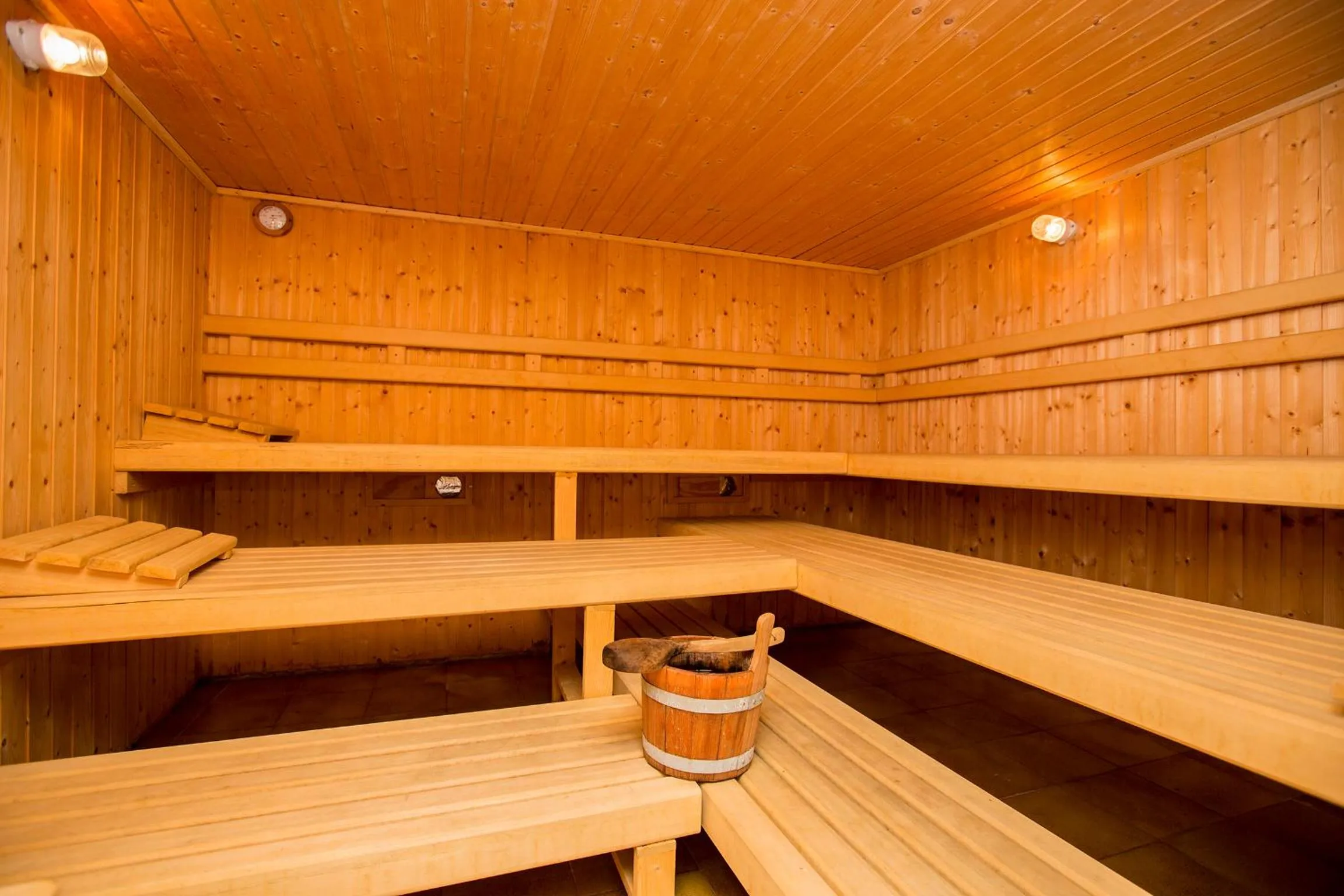Sauna in Arc Hôtel Sur Mer