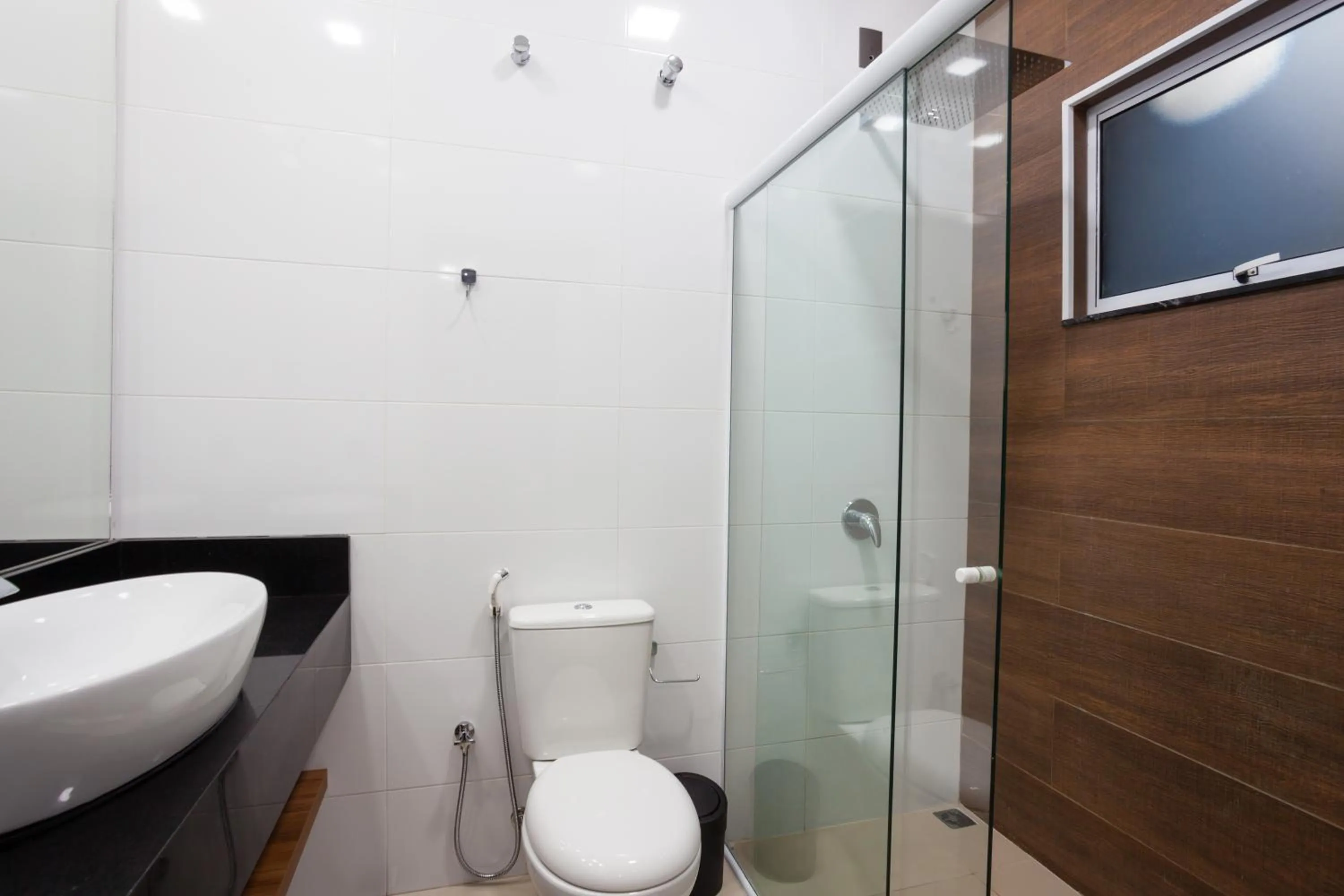 Shower in Sophita Business Hotel