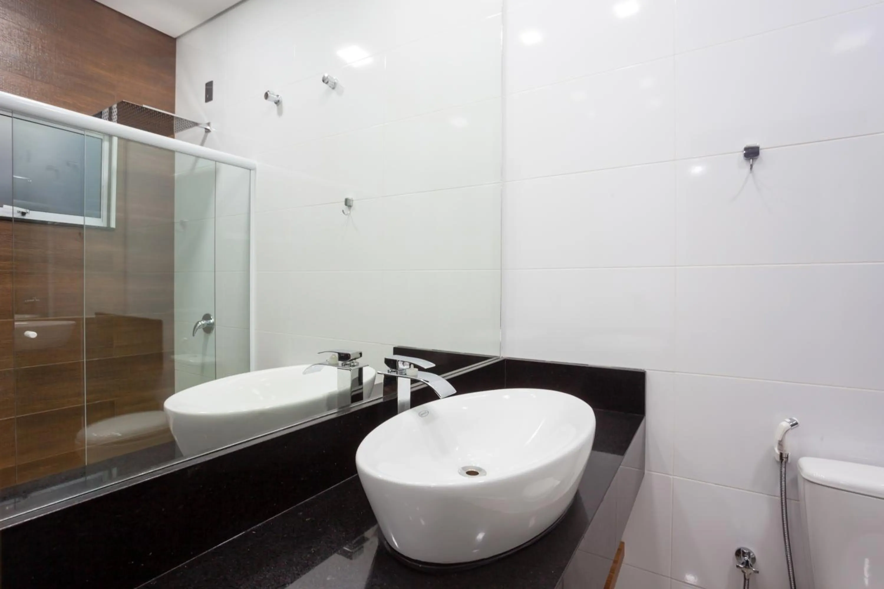 Toilet in Sophita Business Hotel