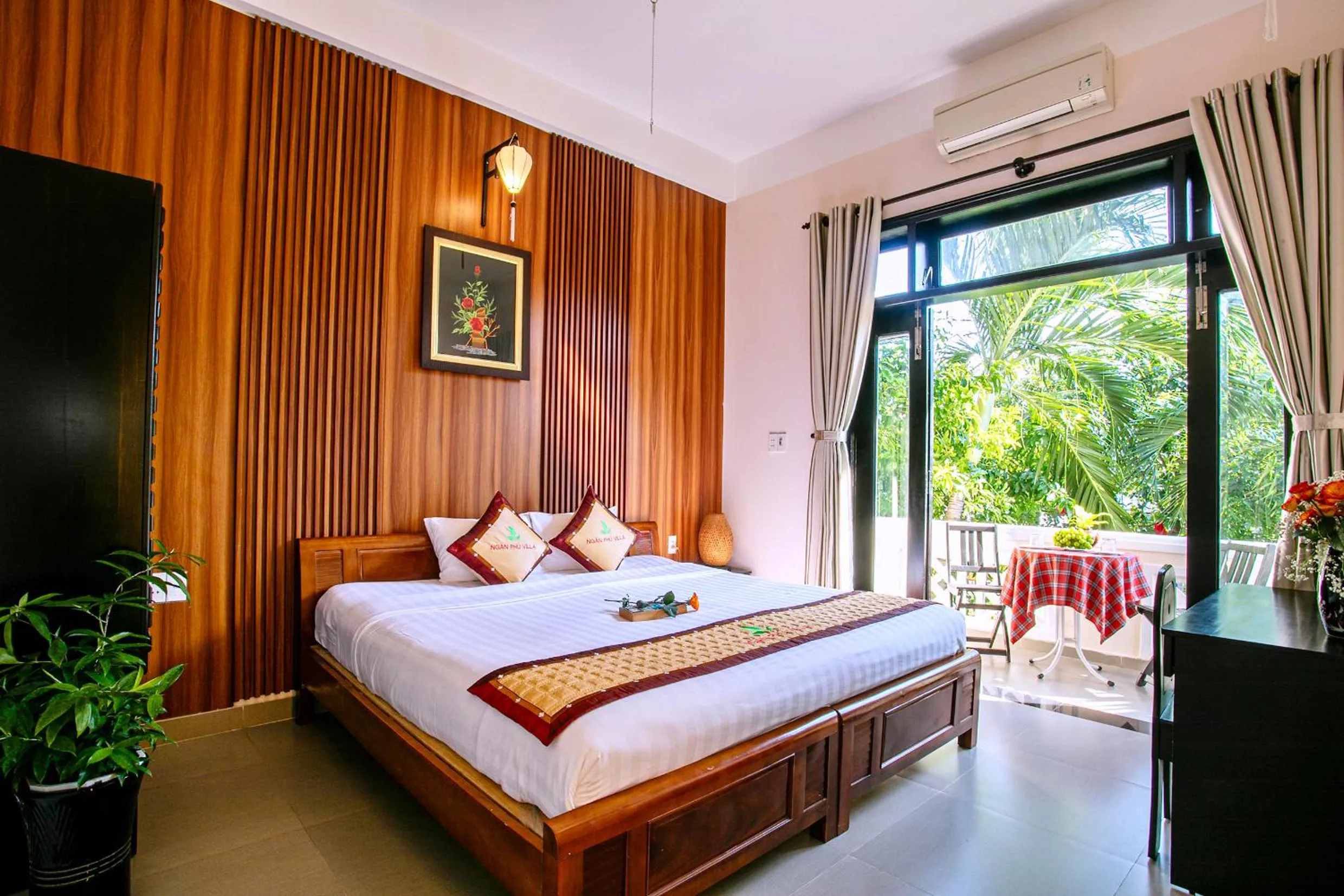 Bed in Ngan Phu Villa