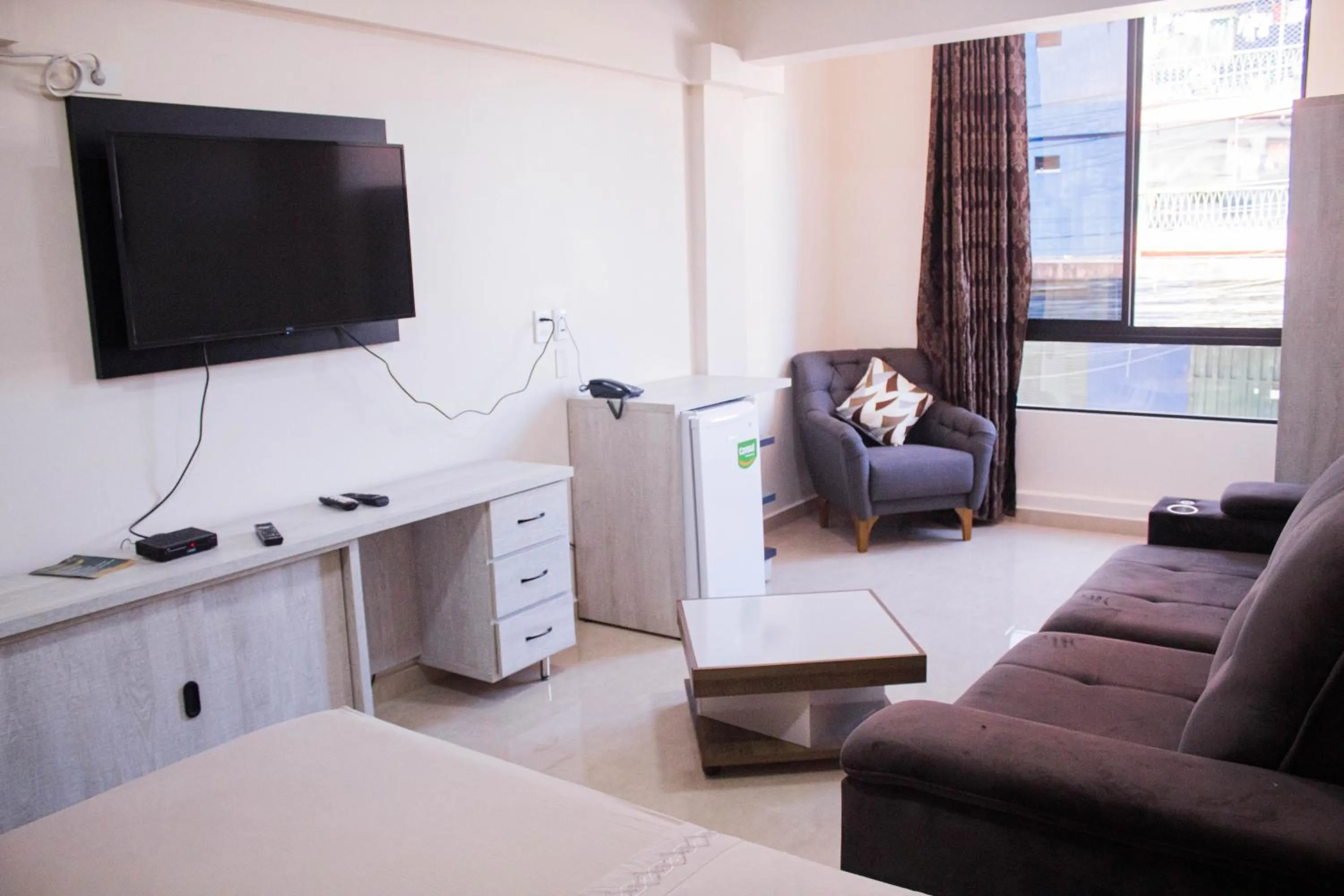 Living room, Bed in Liebling Hotel Ciudad del Este