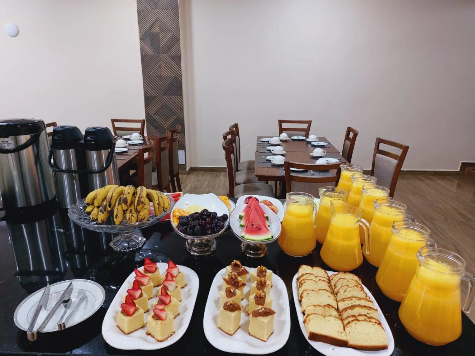 Buffet breakfast in Liebling Hotel Ciudad del Este