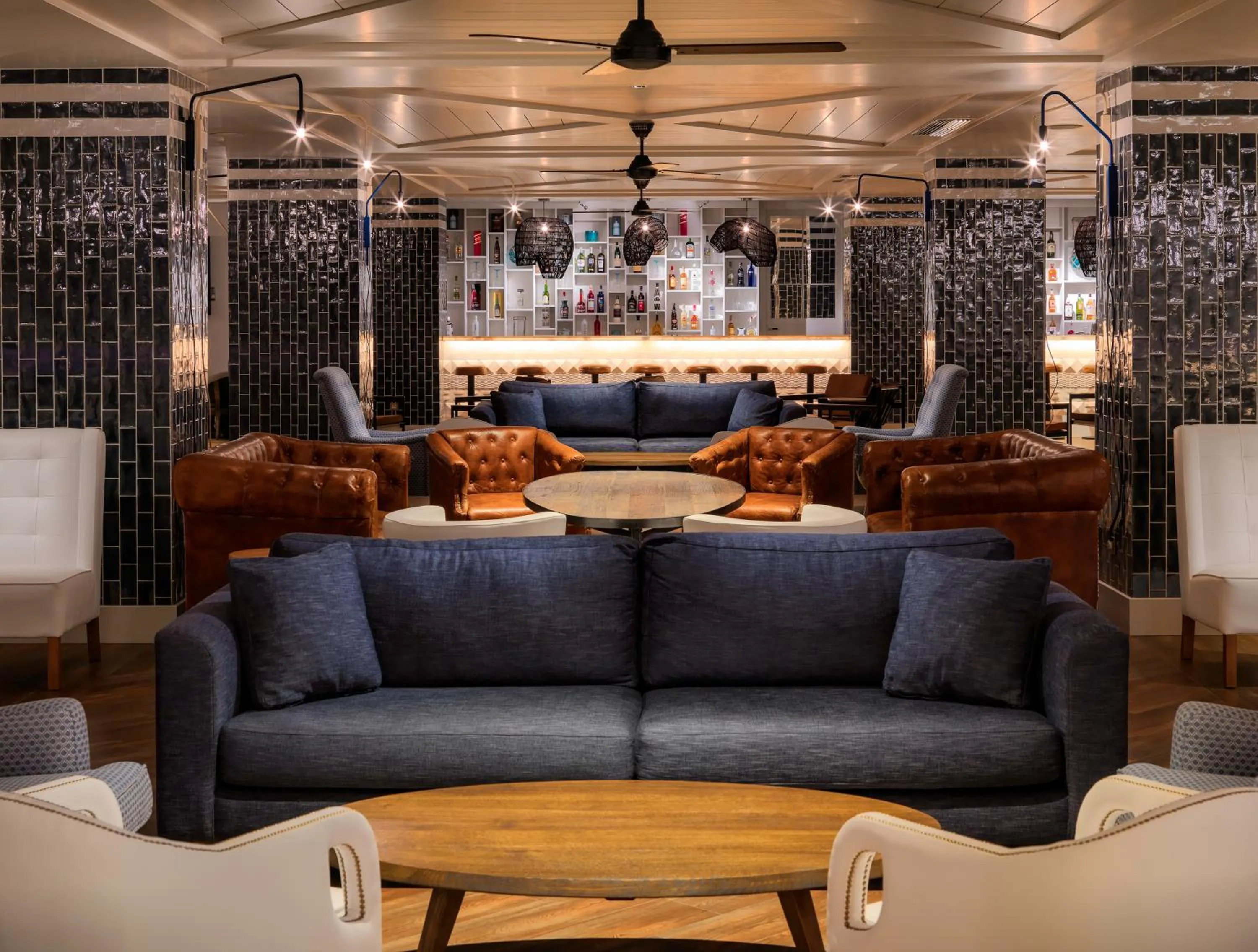 Lounge or bar in H10 Vintage Salou - Adults Only