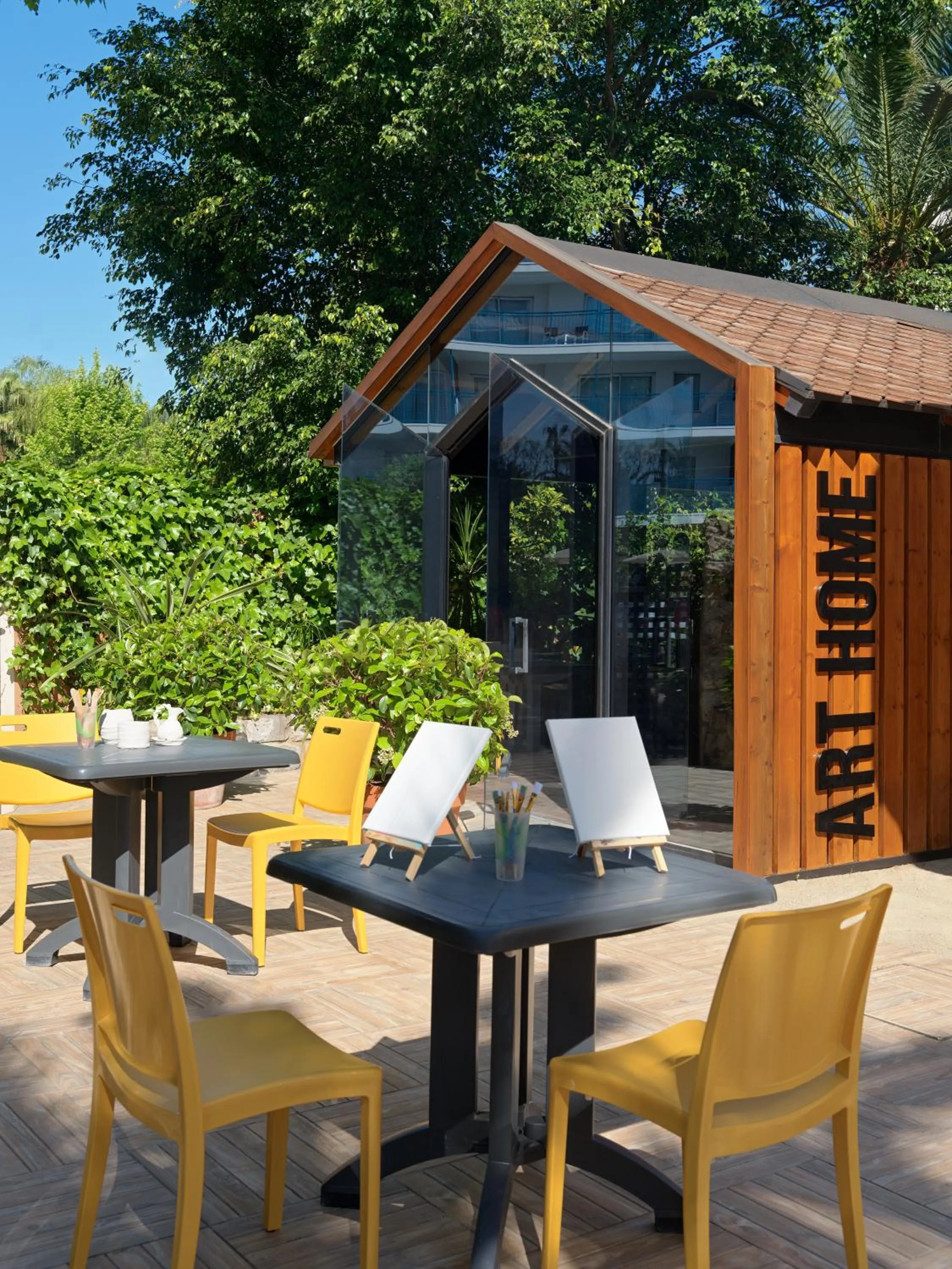 Property building in H10 Vintage Salou - Adults Only