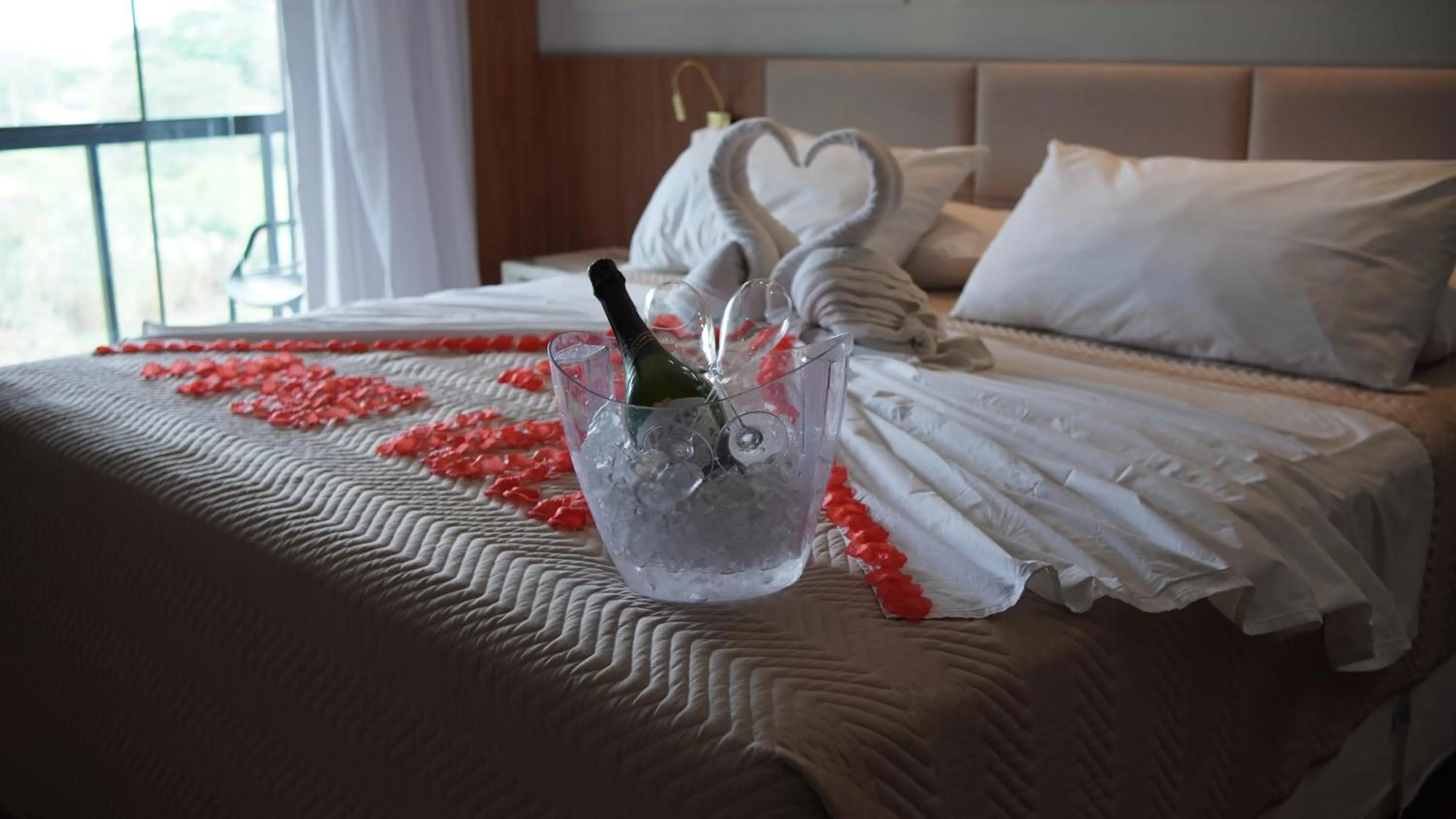 Bed in Hotel Titanic Penedo