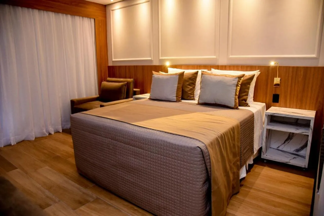 Bed in Hotel Titanic Penedo