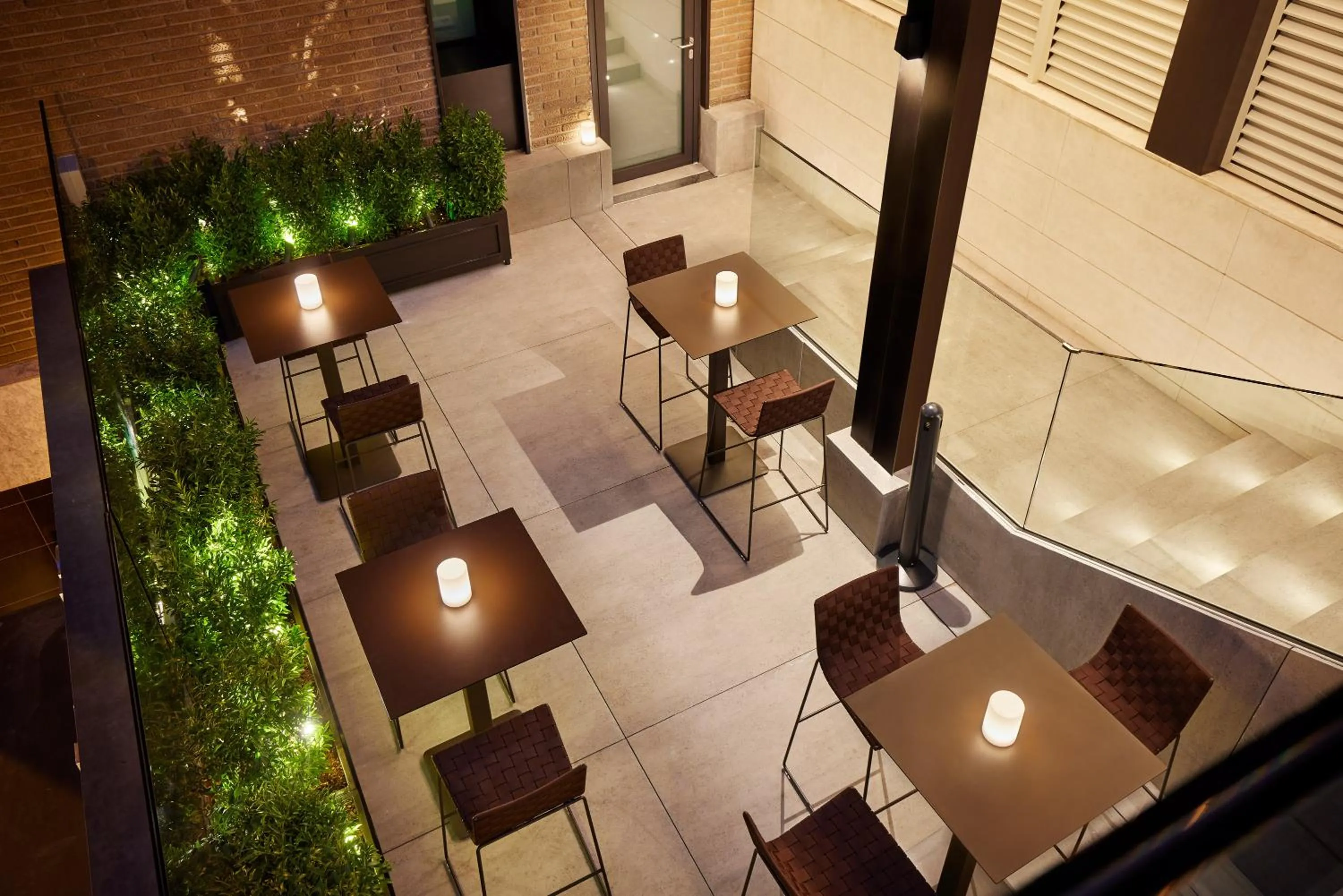 Swimming pool in Claridge Madrid