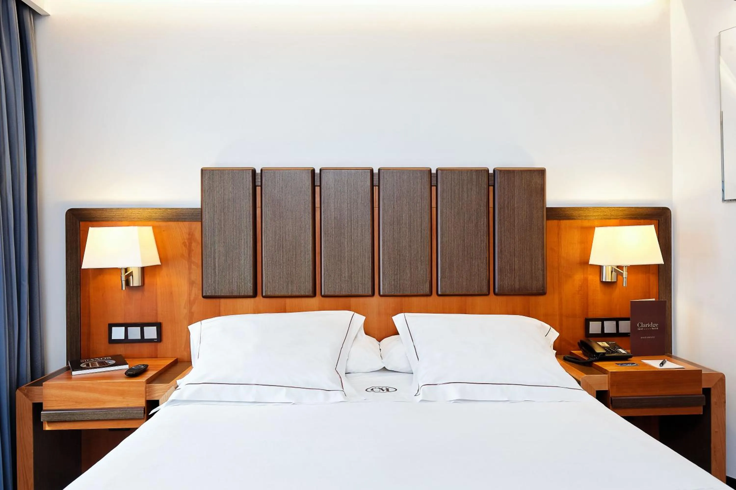 Bed in Claridge Madrid