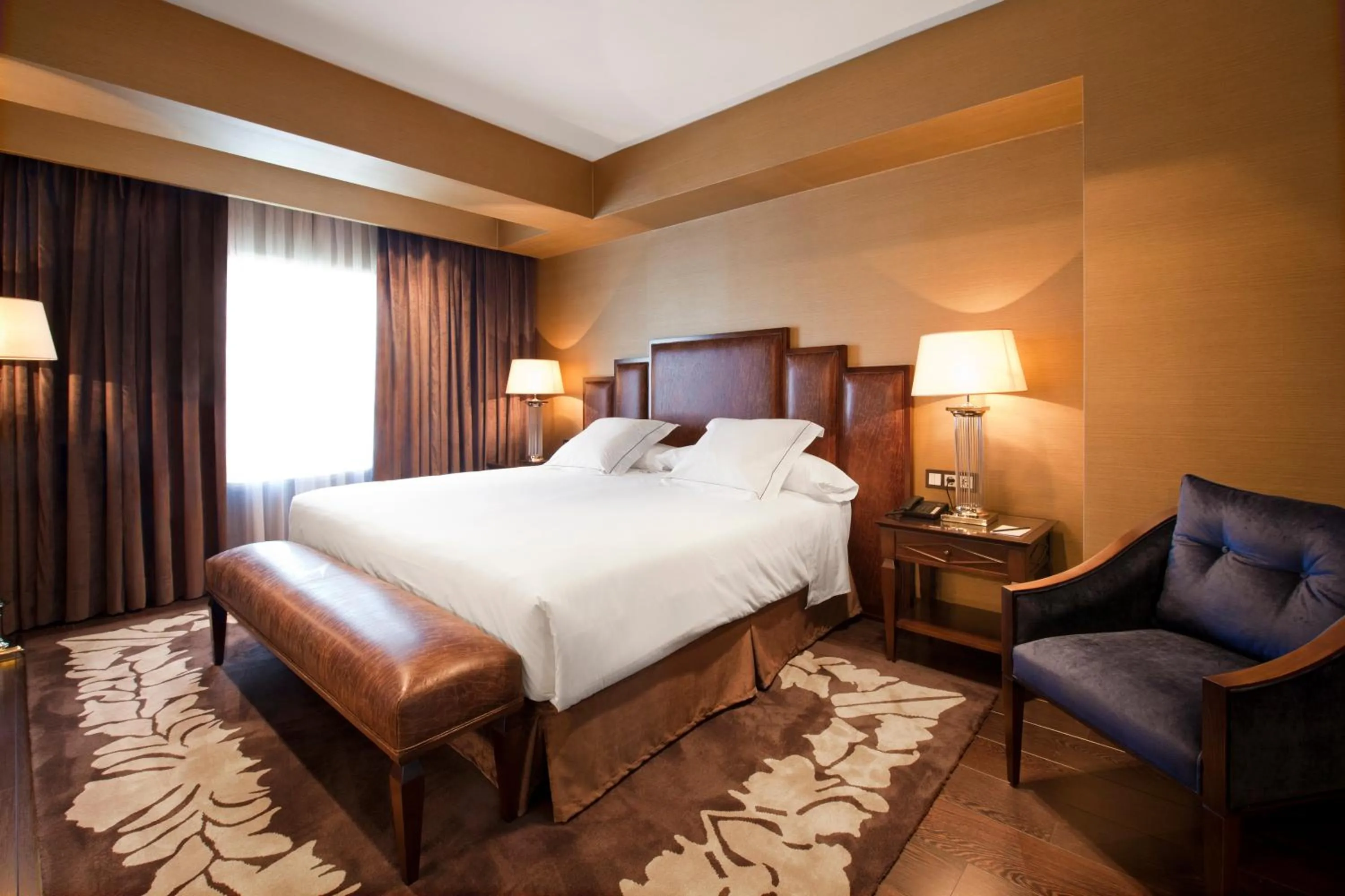 Bed in Claridge Madrid