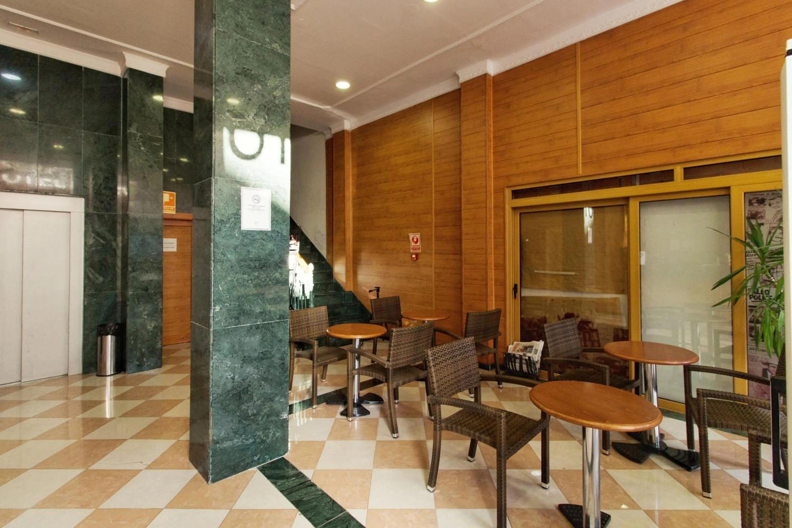 Lobby or reception in Nch Hotel Torremolinos