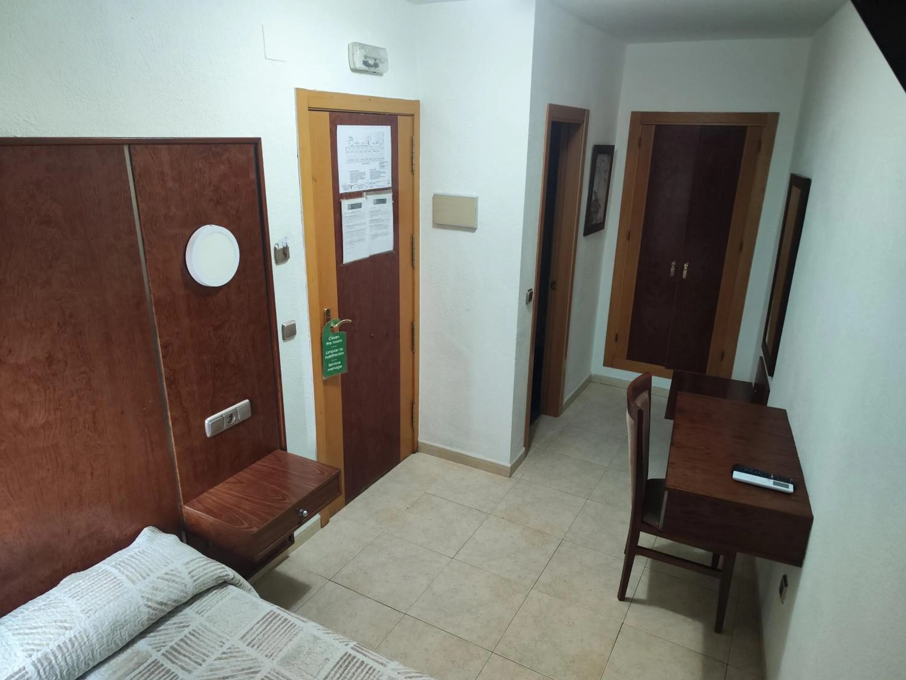 Bedroom in Nch Hotel Torremolinos