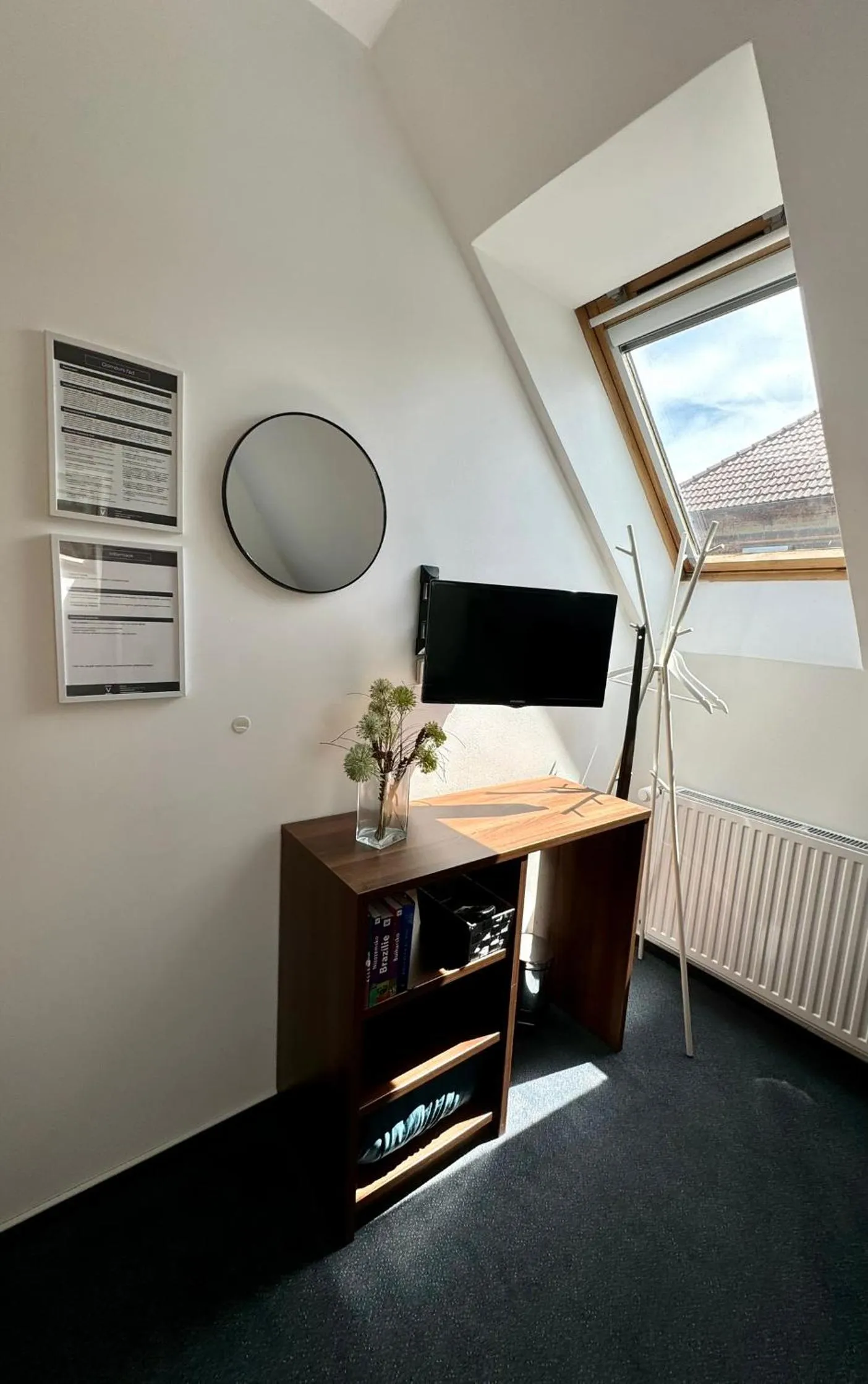 TV and multimedia, Bed in Hotel Vincent