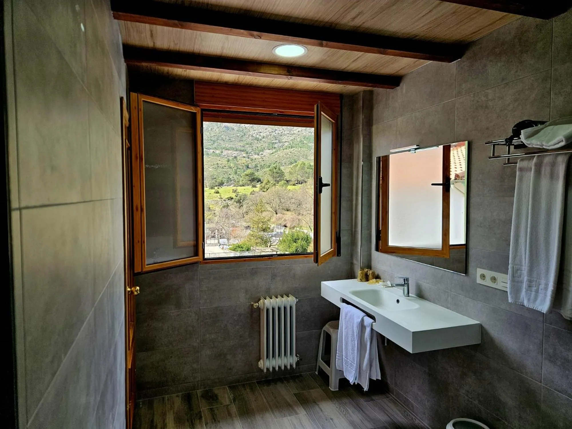 Bathroom in Hotel Rural Montaña de Cazorla