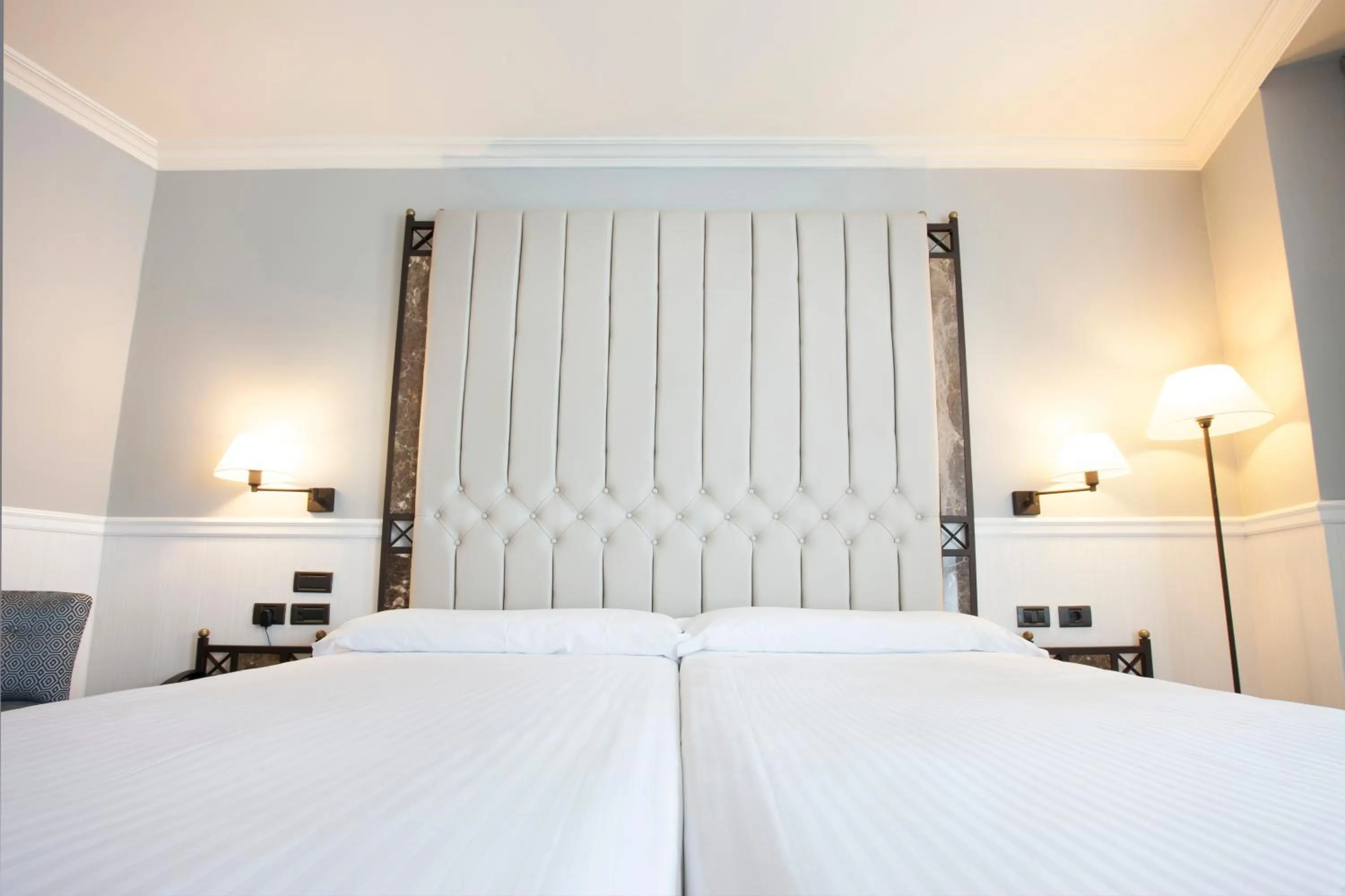 Bedroom, Bed in Hotel Gran Via