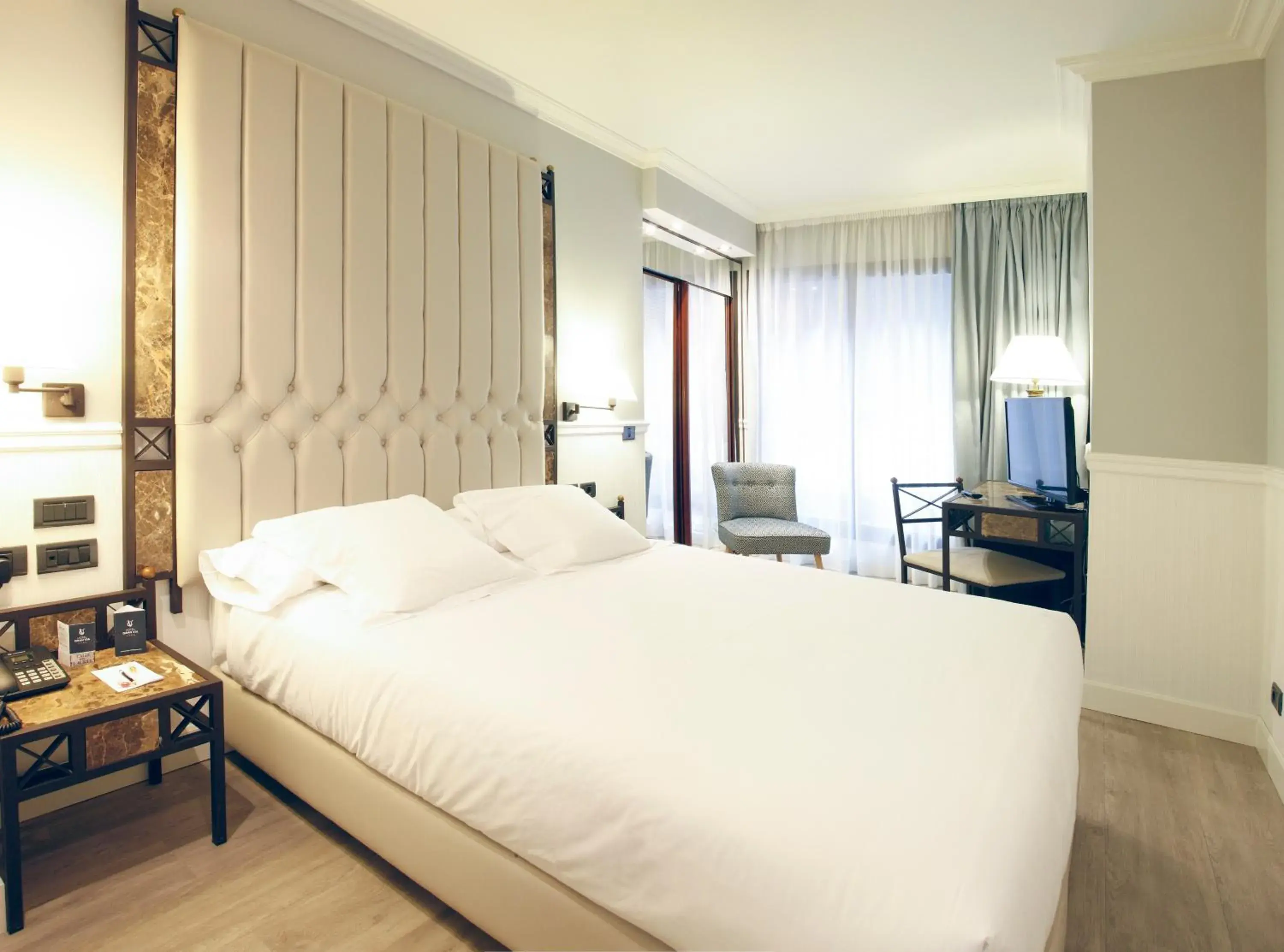 Single Room in Hotel Gran Via Single Room in Hotel Gran Via