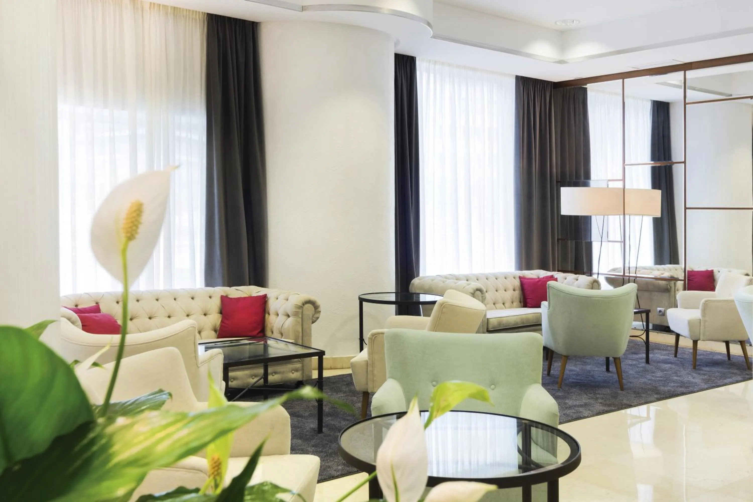 Spring in Hotel Gran Via