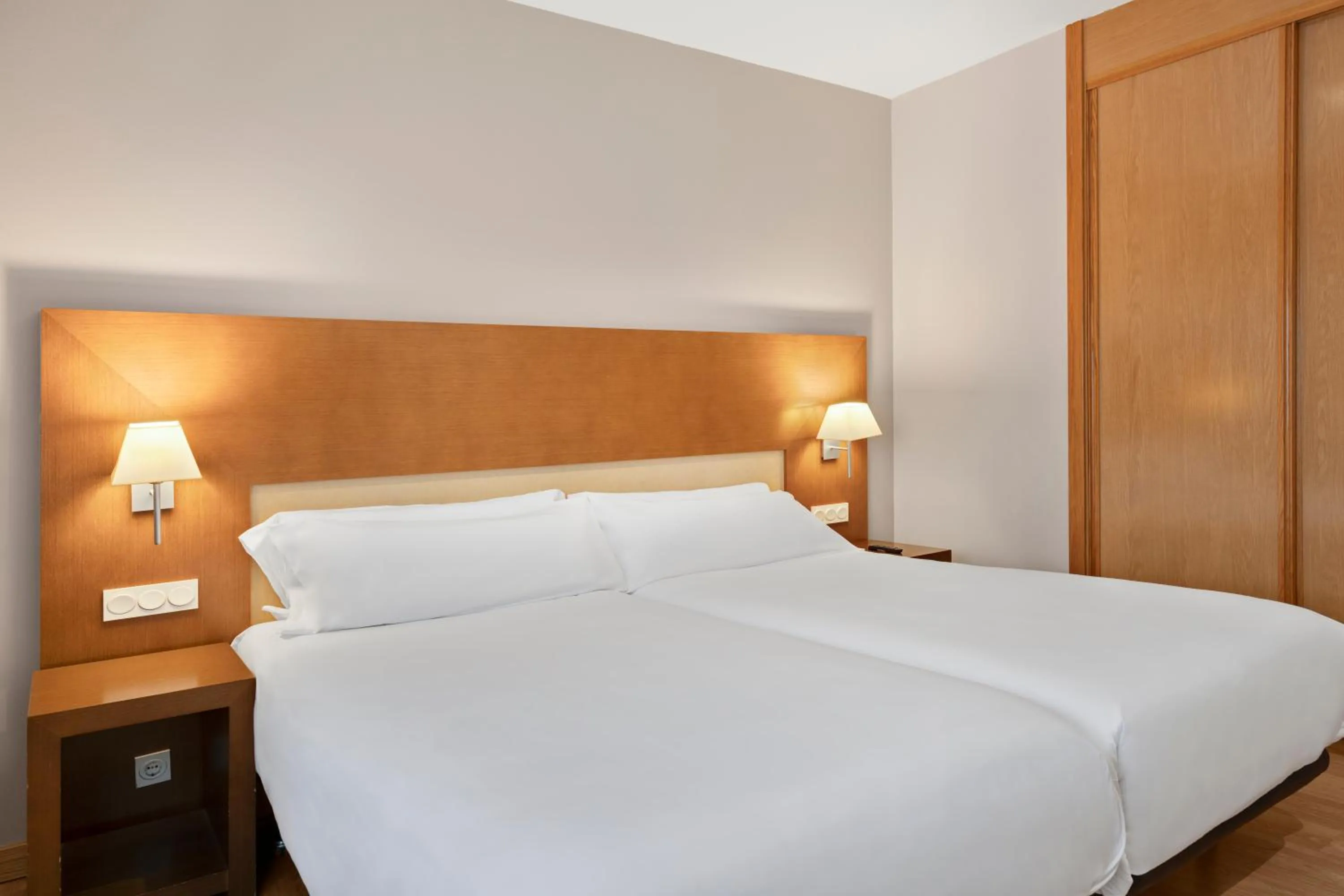 Bed in B&B HOTEL Logroño Las Cañas