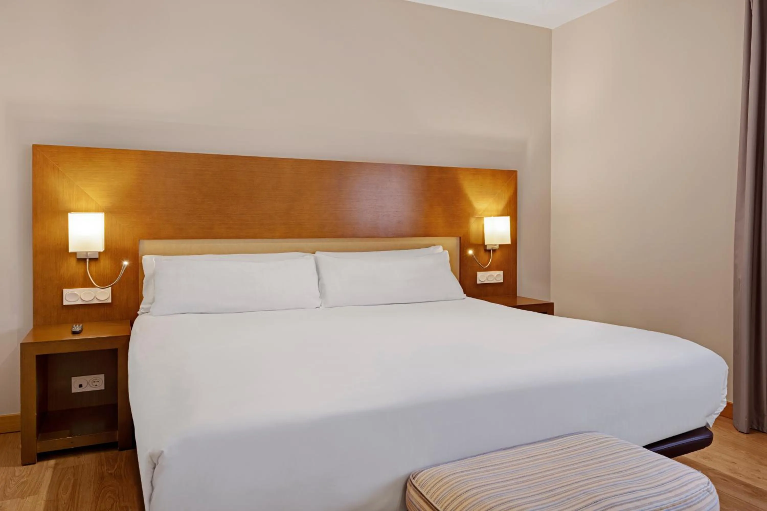 Bed in B&B HOTEL Logroño Las Cañas