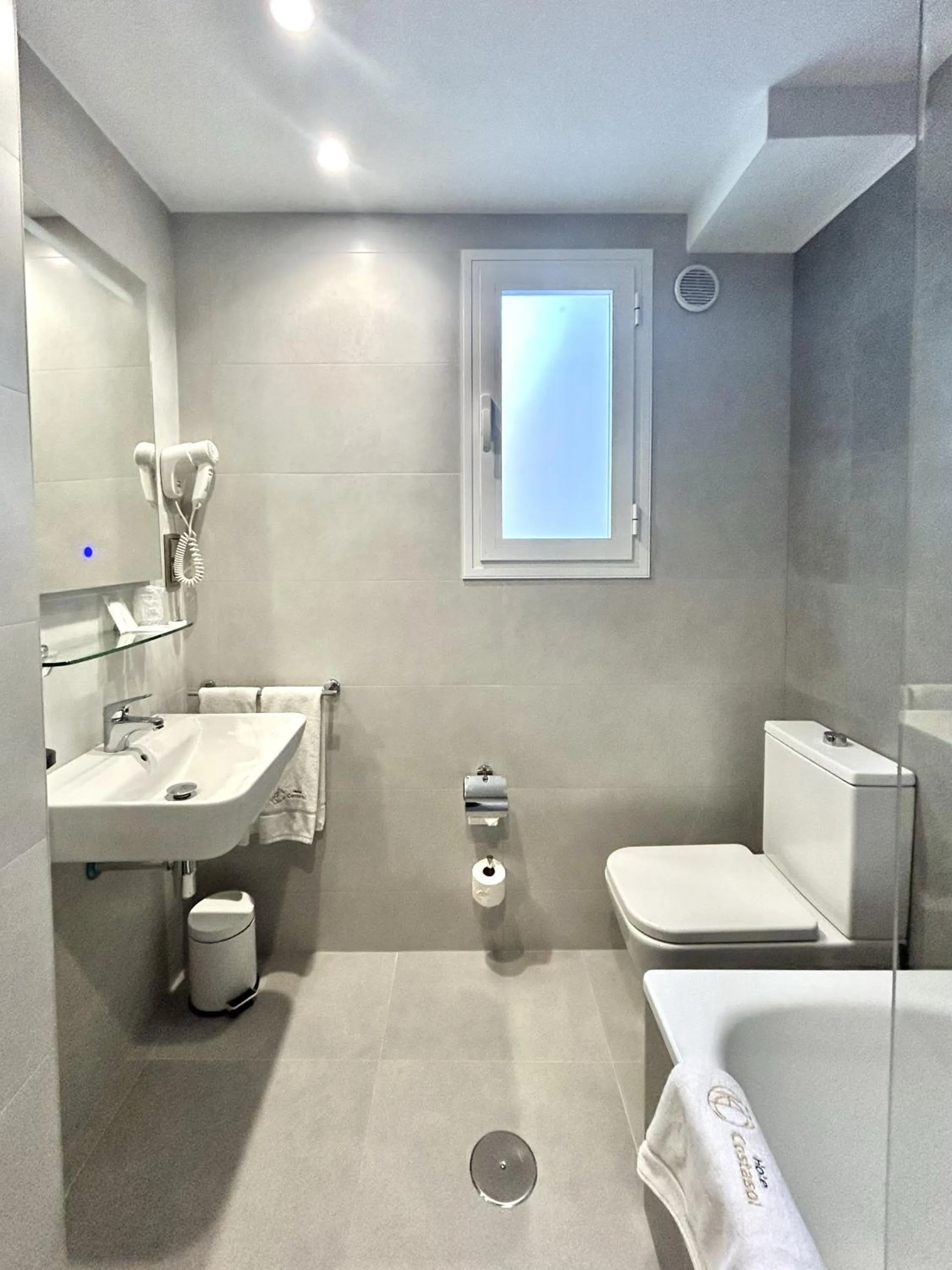 Bathroom in Hotel Costasol