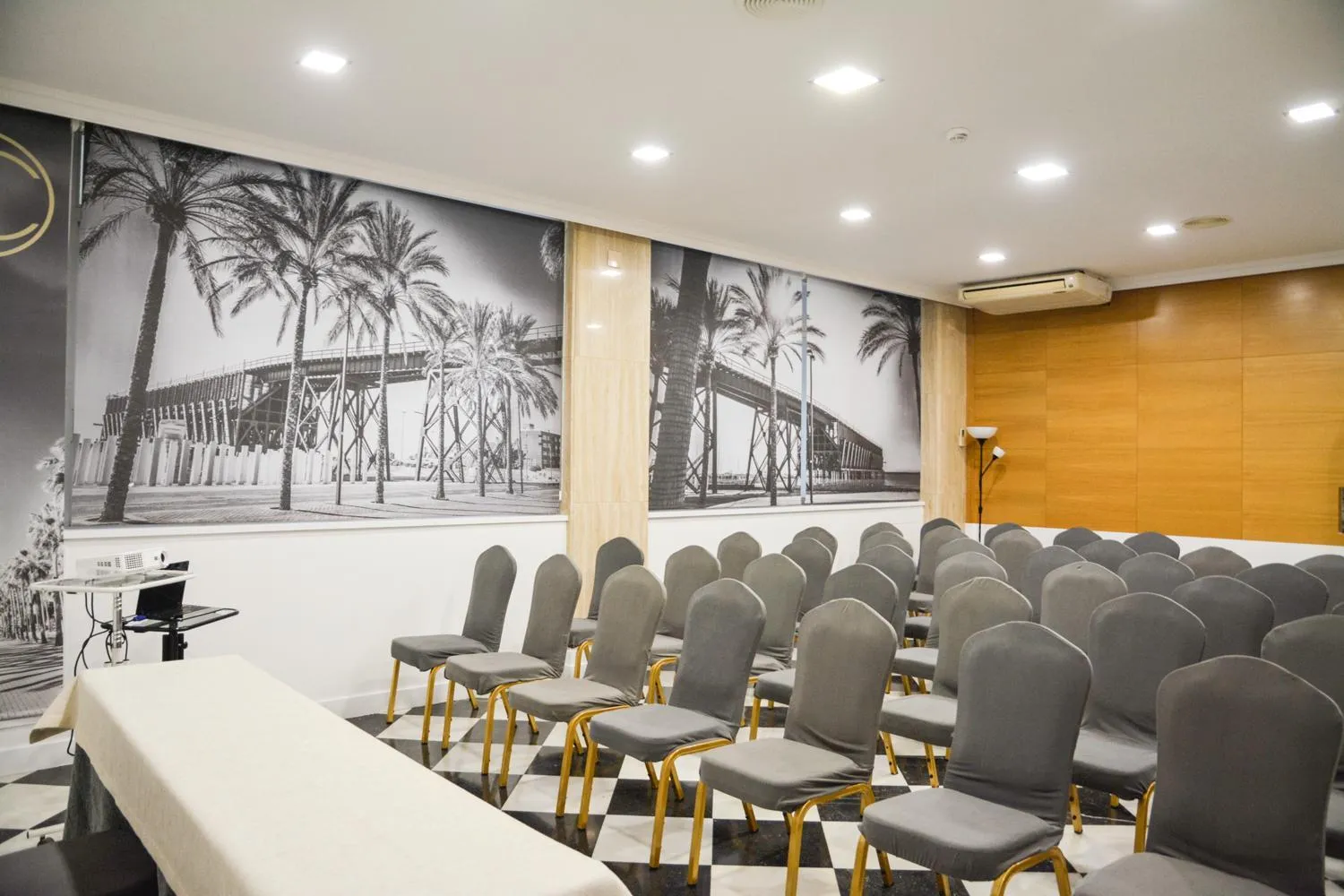 Business facilities in Hotel Costasol