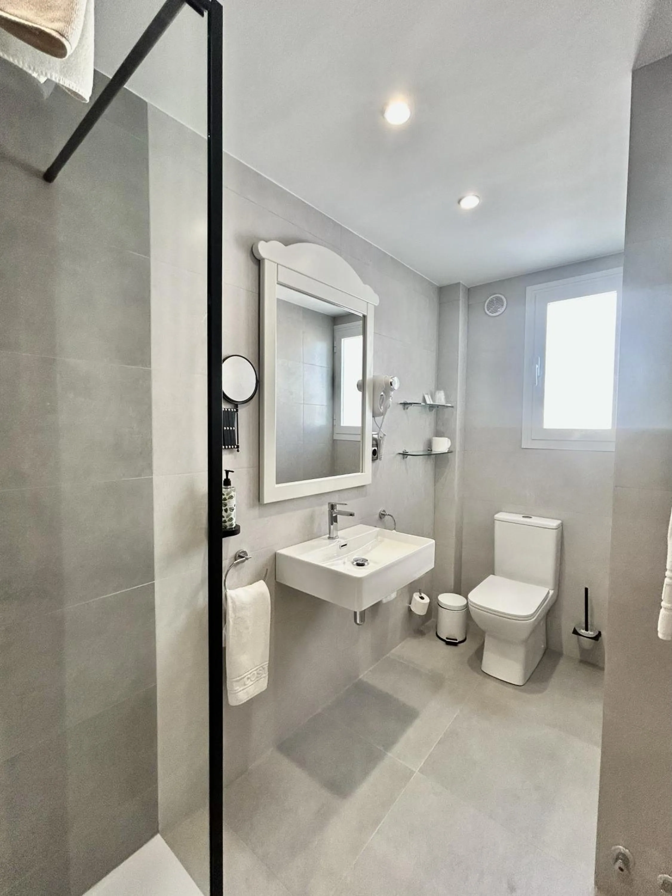 Bathroom in Hotel Costasol