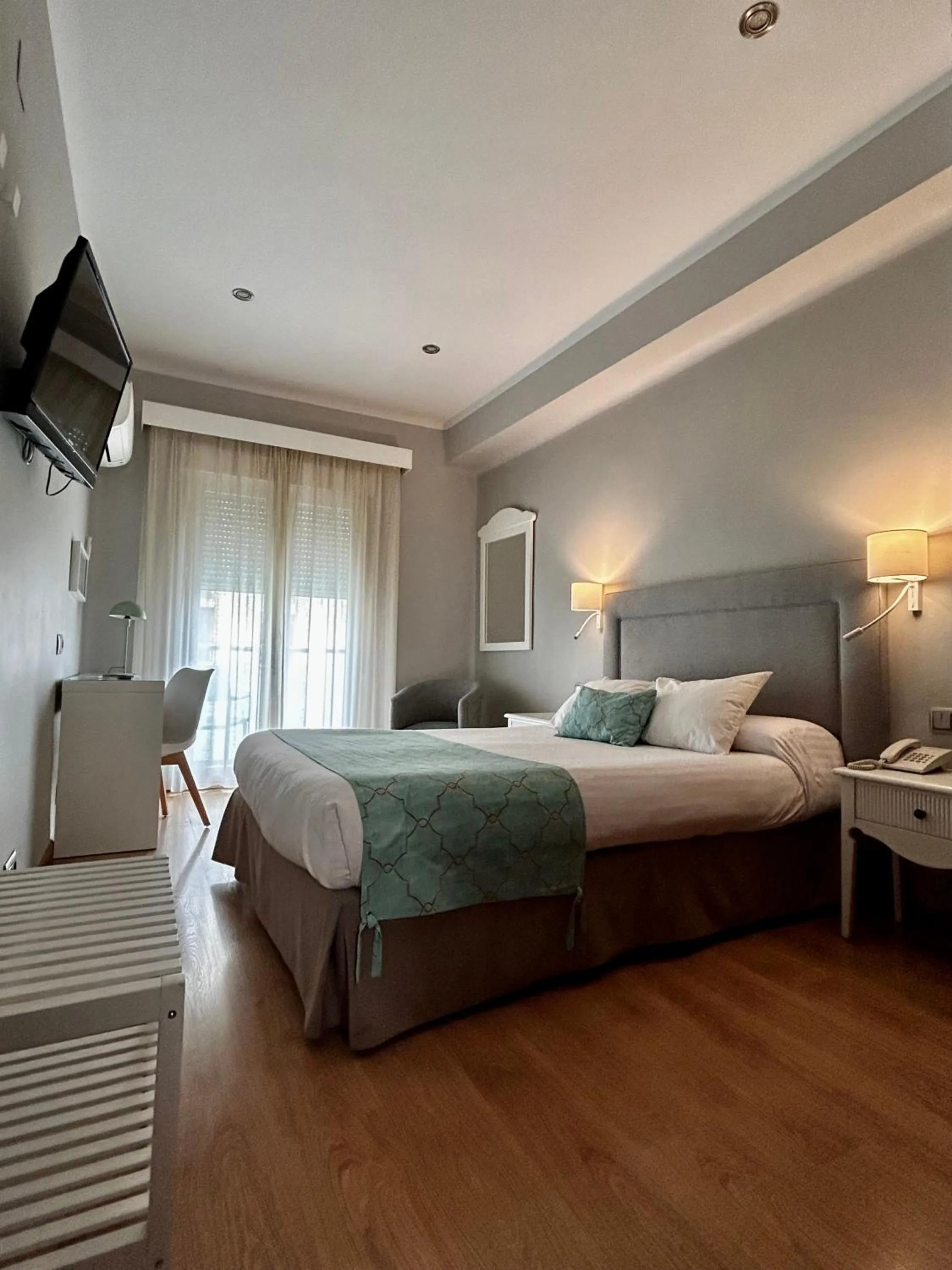 Photo of the whole room, Bed in Hotel Costasol