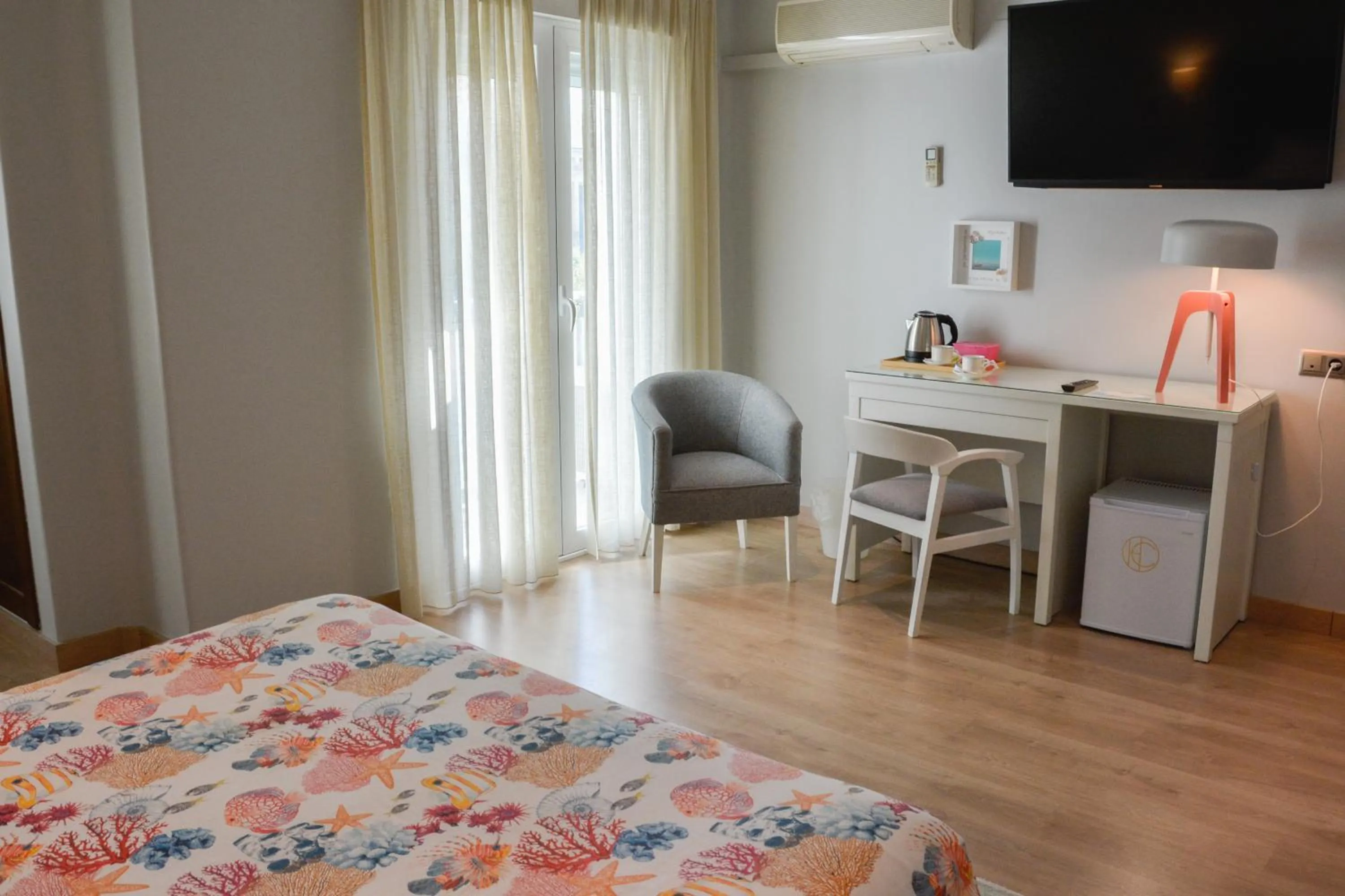 Photo of the whole room, Bed in Hotel Costasol