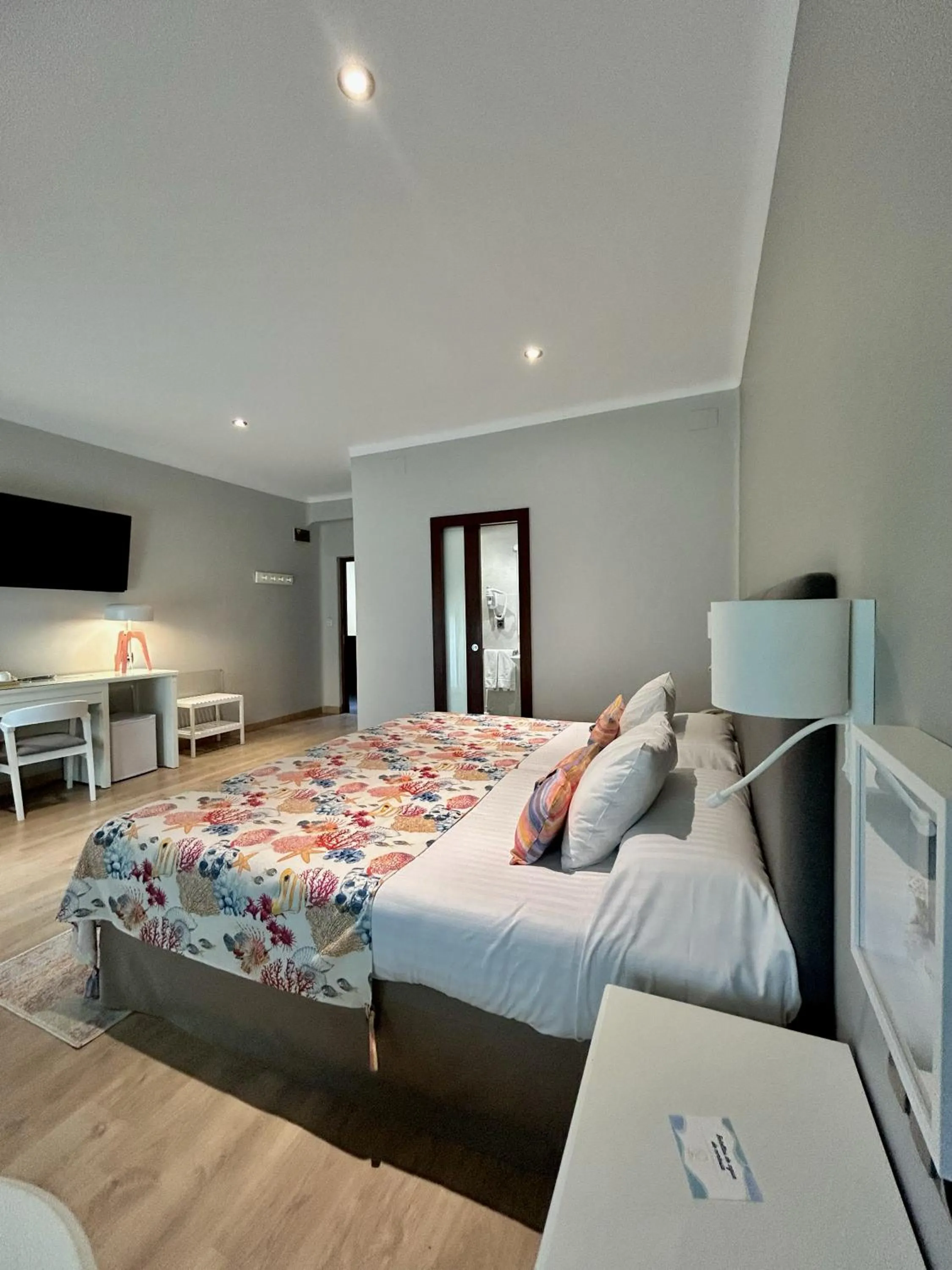 Photo of the whole room, Bed in Hotel Costasol