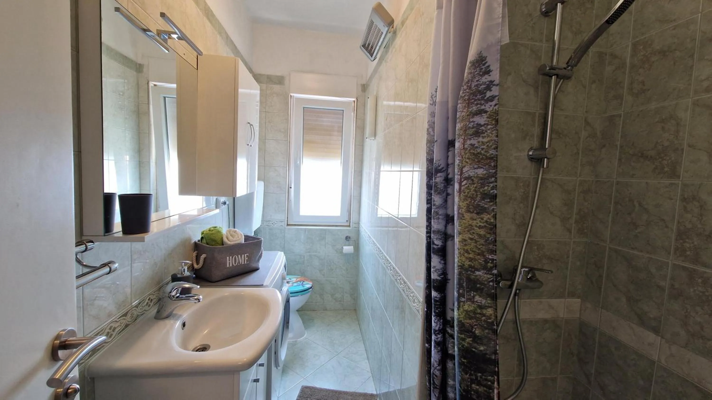 Bathroom in Apartments Godena