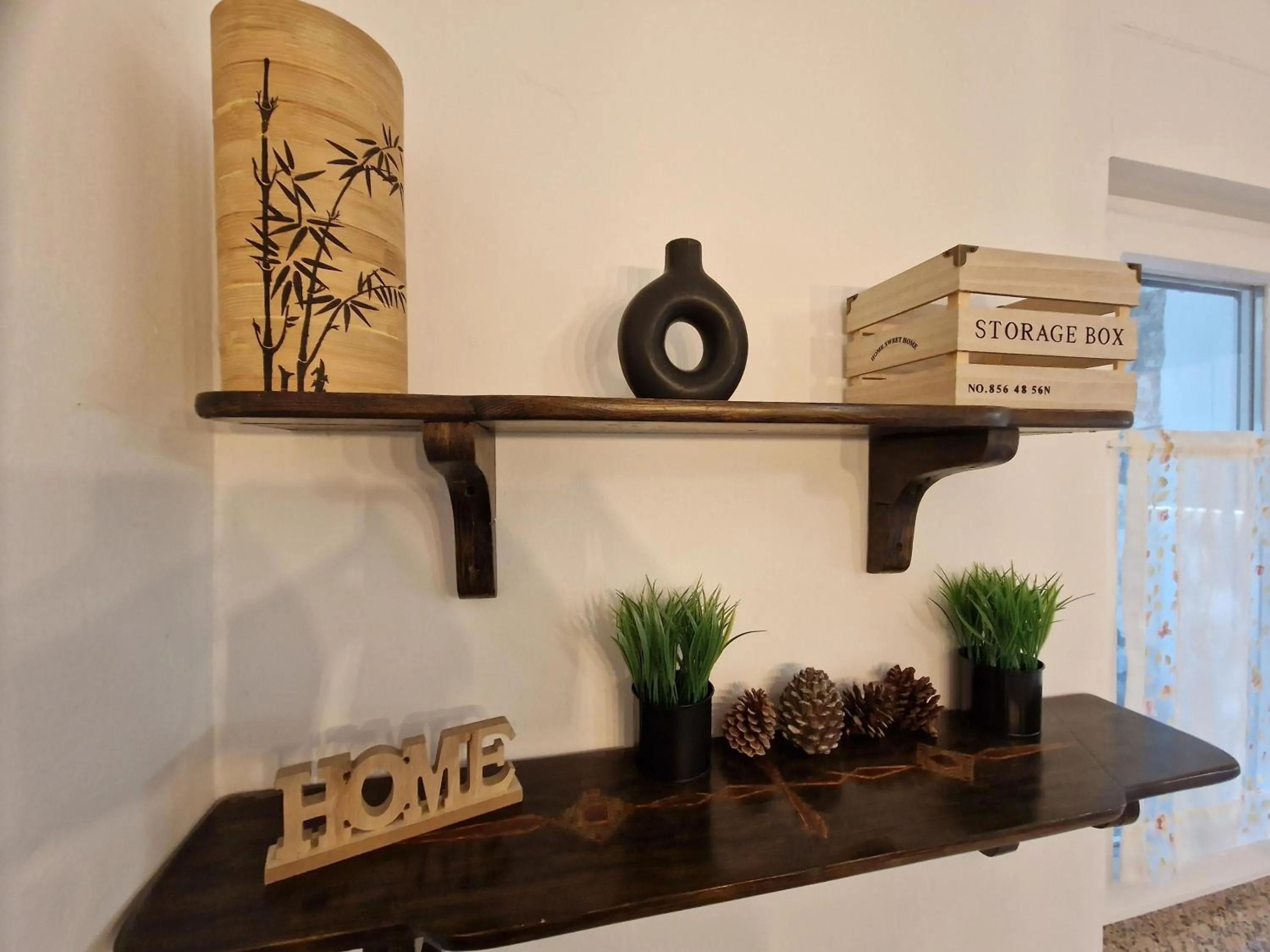 Decorative detail in Apartments Godena