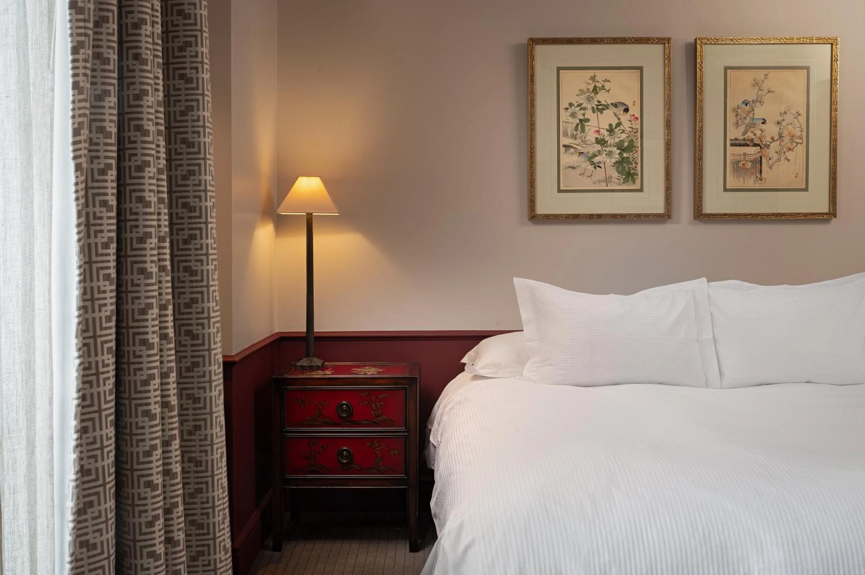 Photo of the whole room, Bed in The Singular Santiago