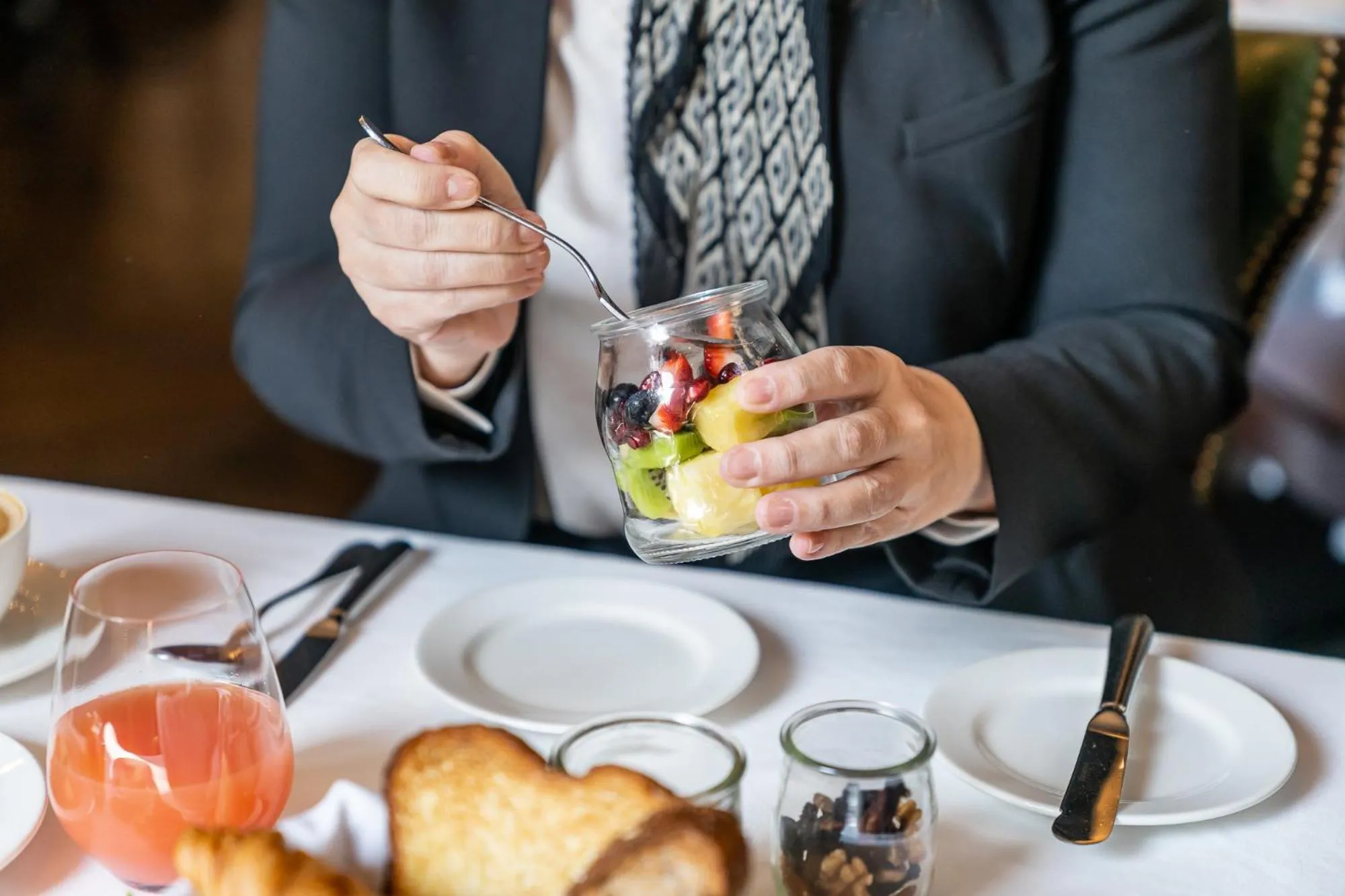 Breakfast in The Singular Santiago