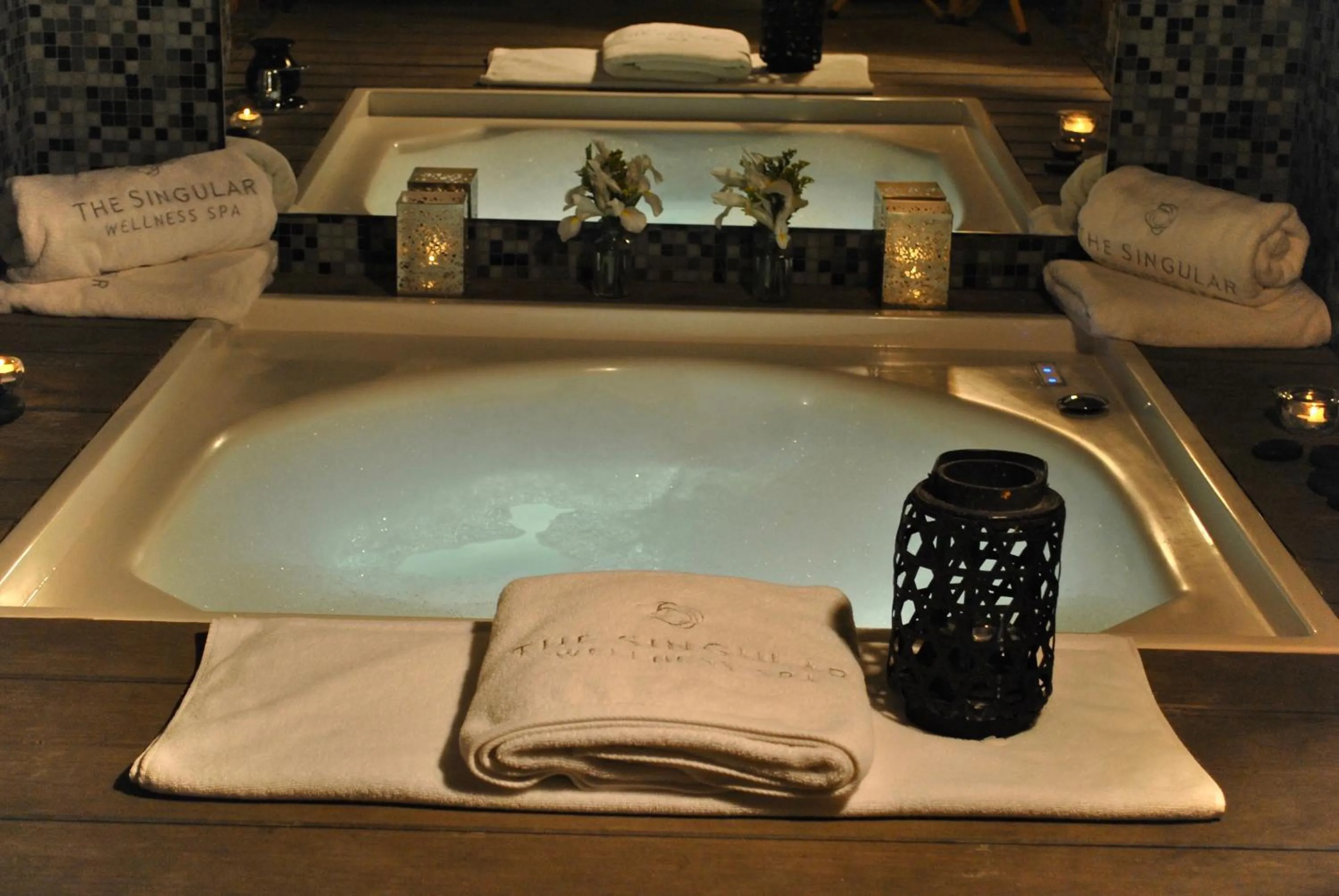 Hot Tub in The Singular Santiago