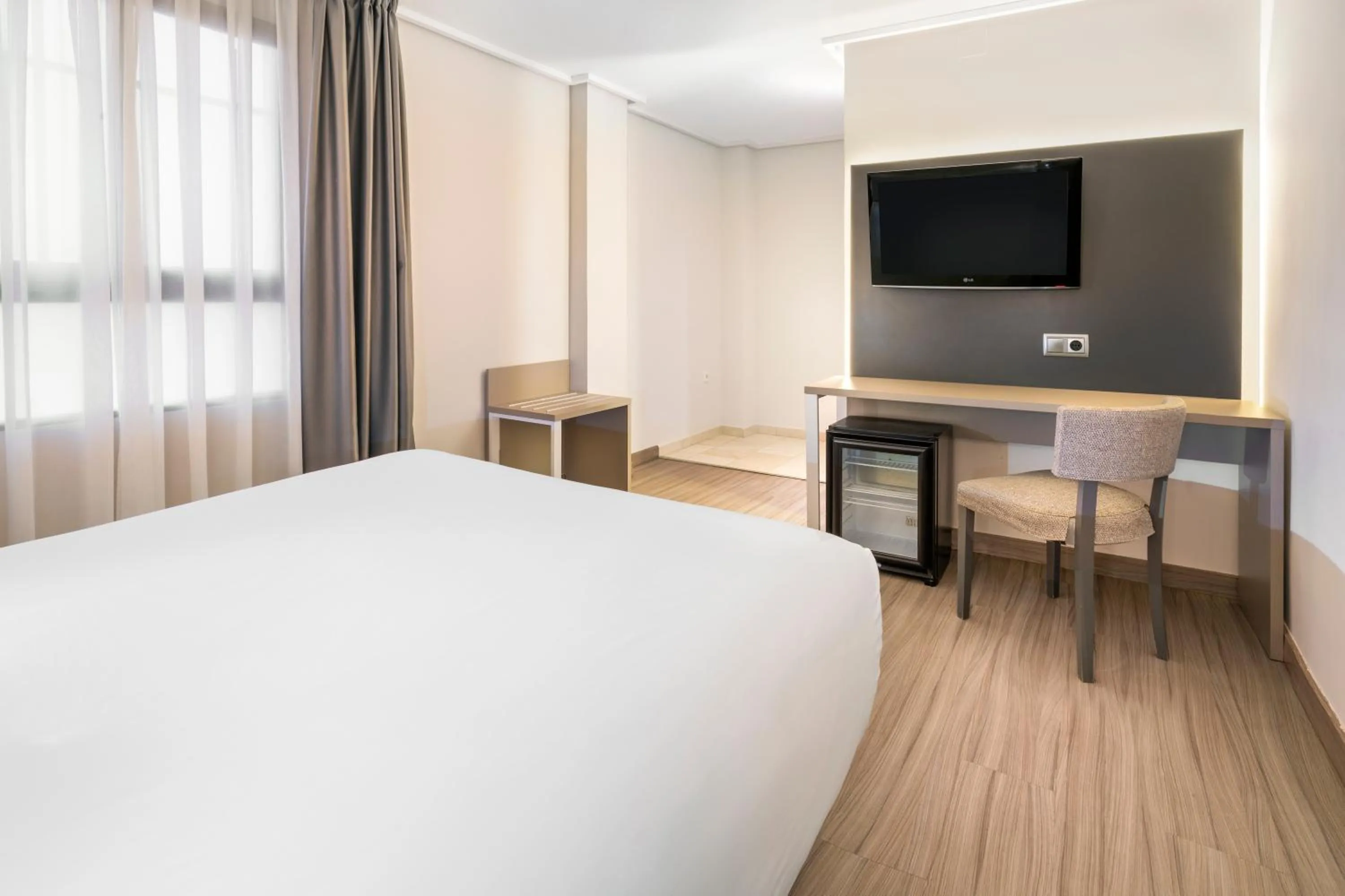 Bed in B&B HOTEL Cartagena Cartagonova