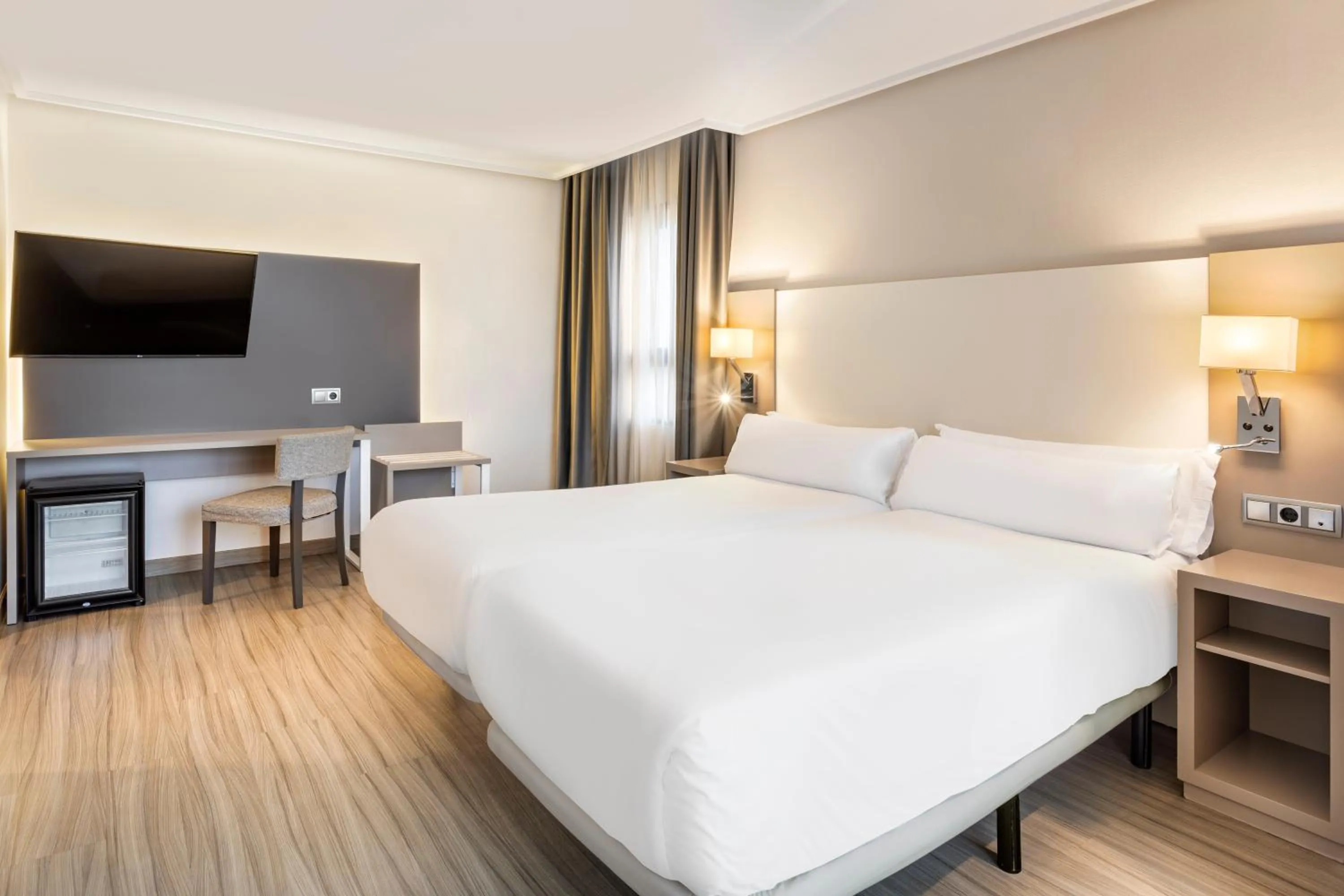 Bed in B&B HOTEL Cartagena Cartagonova