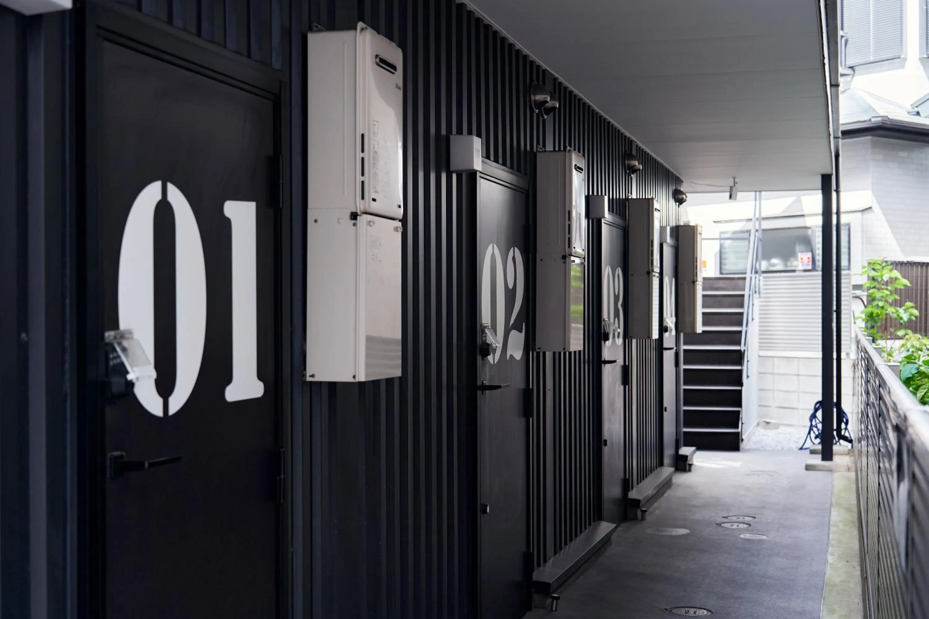 Property building in Boxi Hakata 1