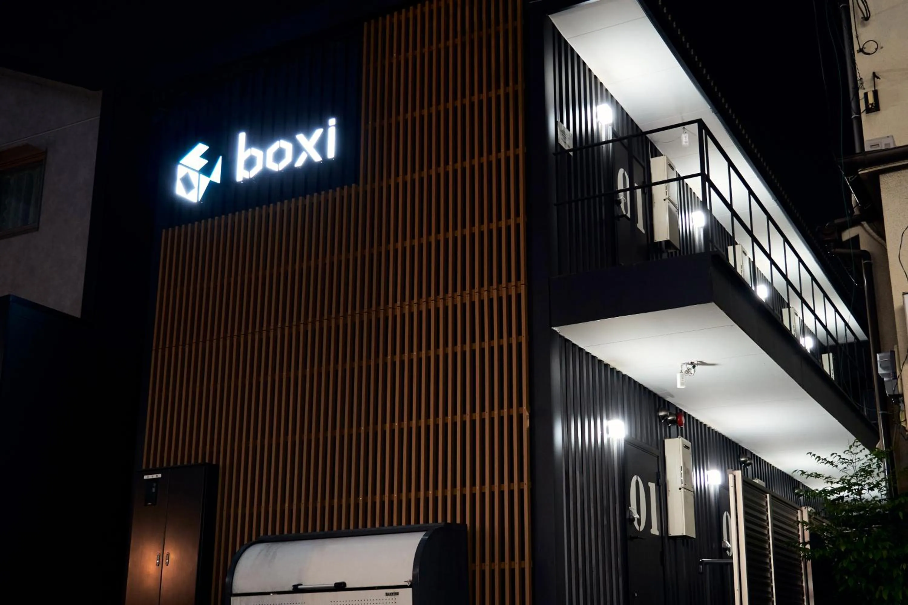 Property building in Boxi Hakata 1