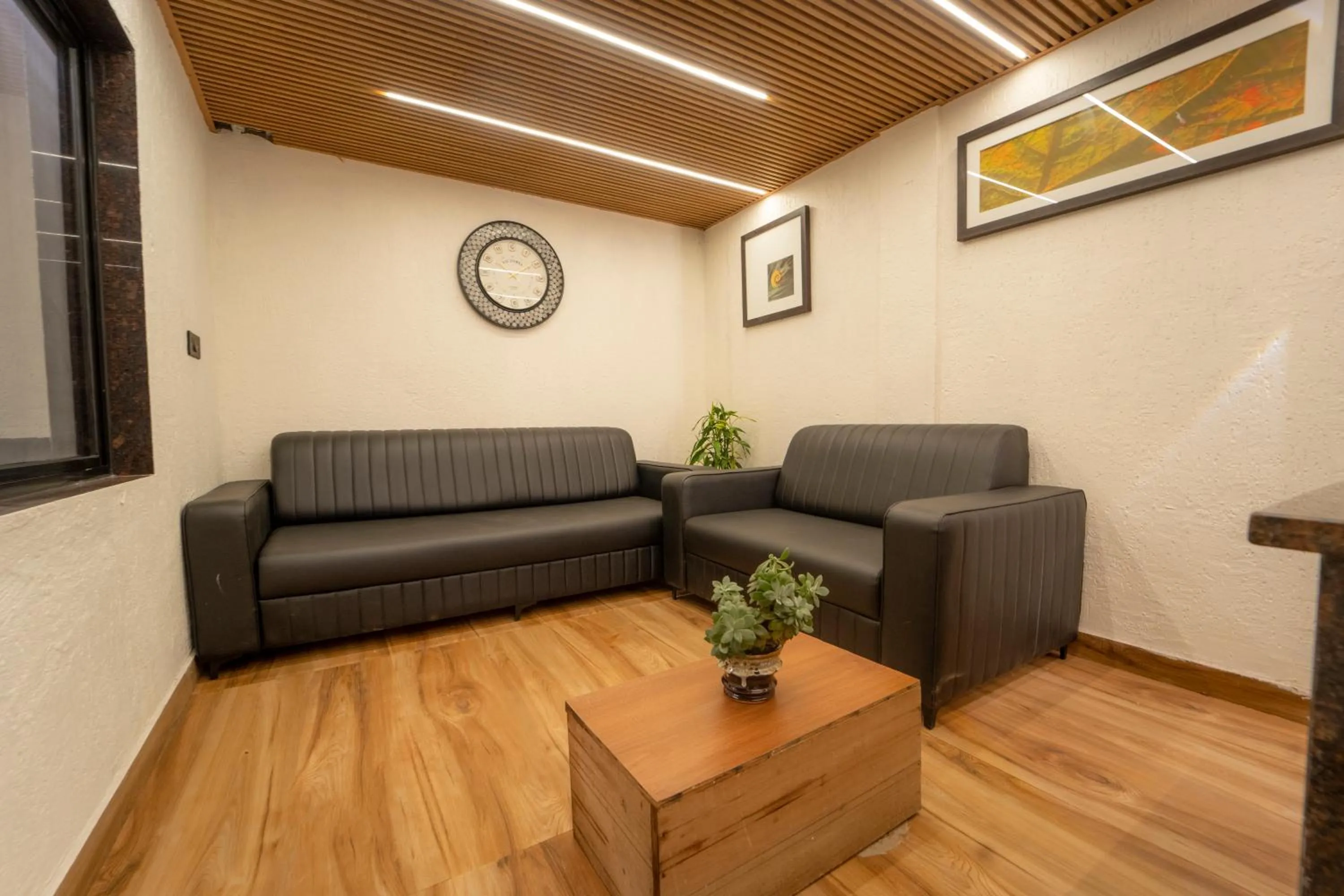 Seating area in Treebo Iceberg