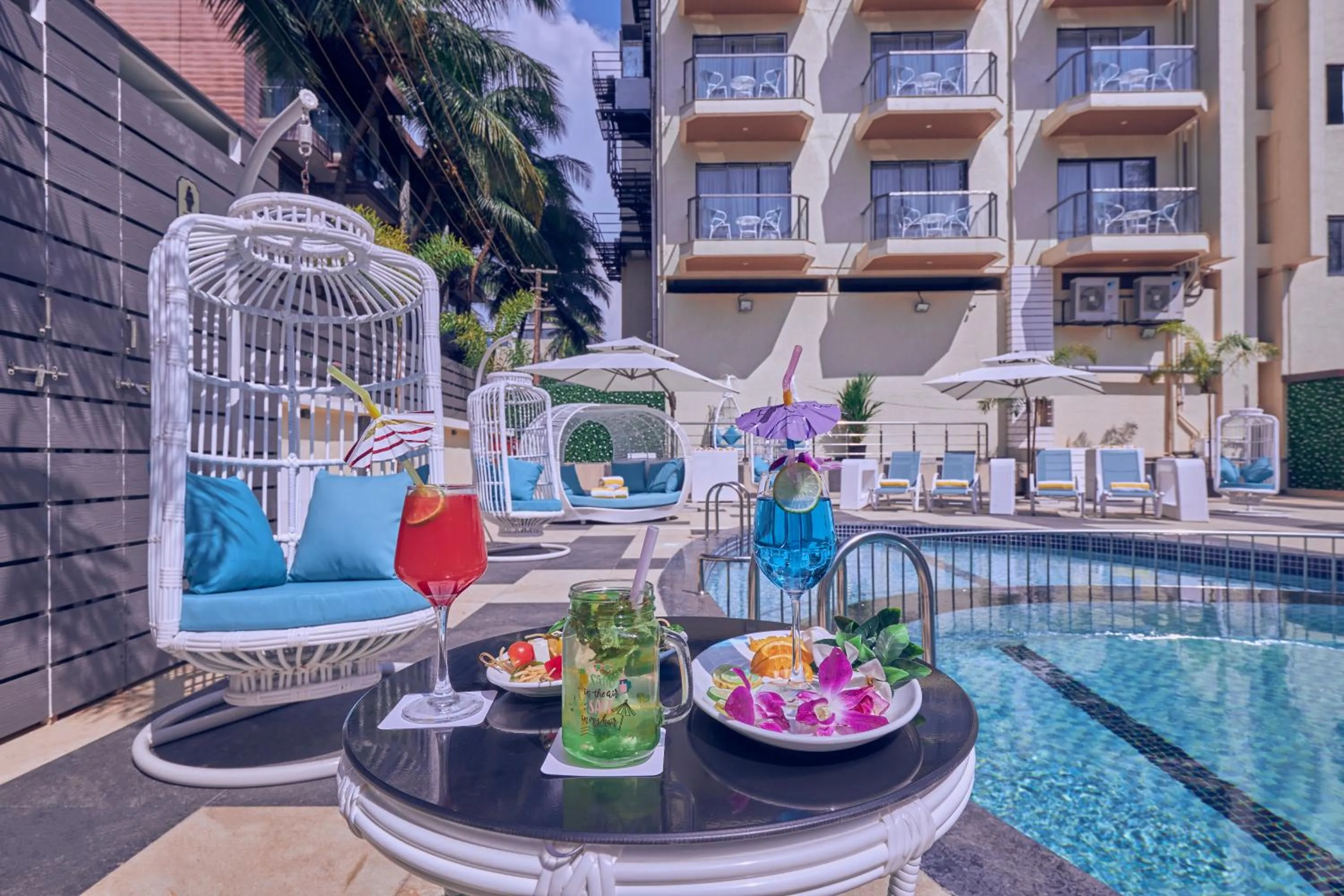 Swimming pool in Regenta Central Imperial Candolim Goa